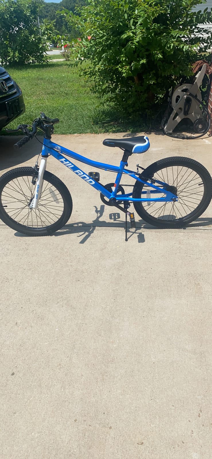 HILAND 700C Hybrid Bike, 7-Speed Urban Commuter Bicycle for Men & Women, Lightweight Aluminum Frame, Dual Disc Brakes, Low-Step Step-Through City Road Bike for Commuting & Fitness customer photo 1