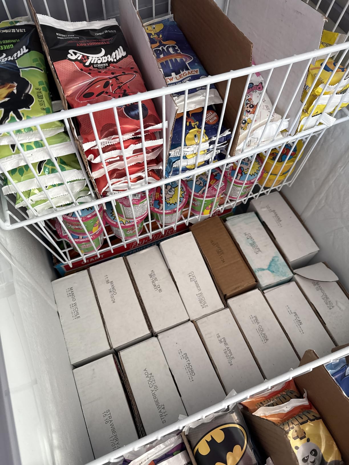 KoolMore 33 in. Flat-Top Ice Cream Display Freezer, 7 Cu. Ft. Commercial Chest Freezer with Sliding Glass Doors, ETL Listed in White customer photo 2