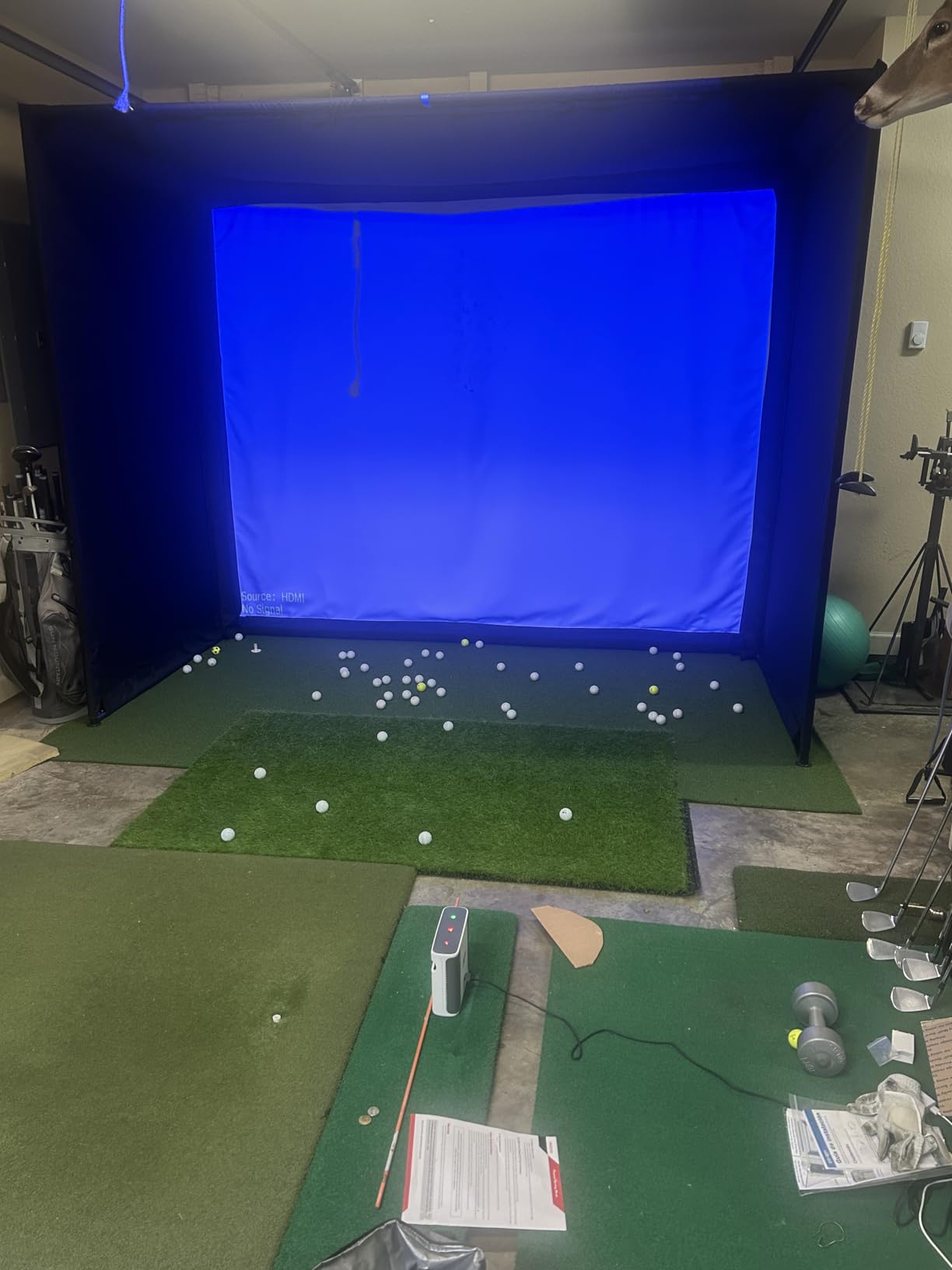 Diandian Golf Simulator Enclosure Kit 10 x 8 ft, 4K-Ready Dual-Layer Projection Impact Screen, Safety Side Netting & Thick Foam Edge Padding for Indoor Home Garage Golf Cage Practice Training customer photo 1