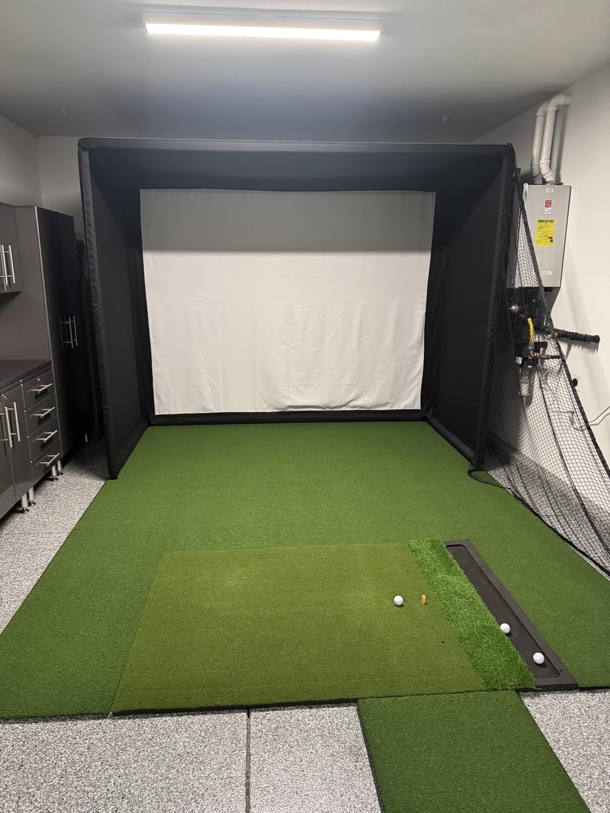 Diandian Golf Simulator Enclosure Kit 10 x 8 ft, 4K-Ready Dual-Layer Projection Impact Screen, Safety Side Netting & Thick Foam Edge Padding for Indoor Home Garage Golf Cage Practice Training customer photo 2