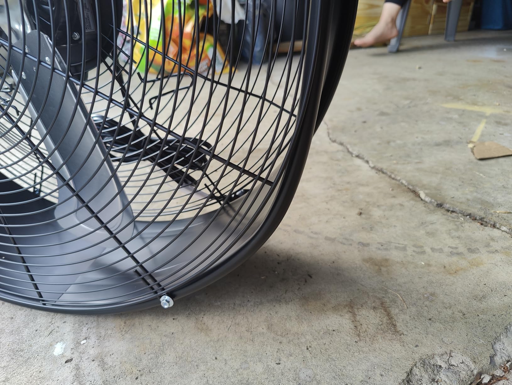 BILT HARD 30 inch High Velocity Drum Fan, 13000 CFM 2-Speed Heavy Duty Industrial Shop Fan for Garage, Warehouse, Workshop, Factory and Basement, UL Listed, Black customer photo 2