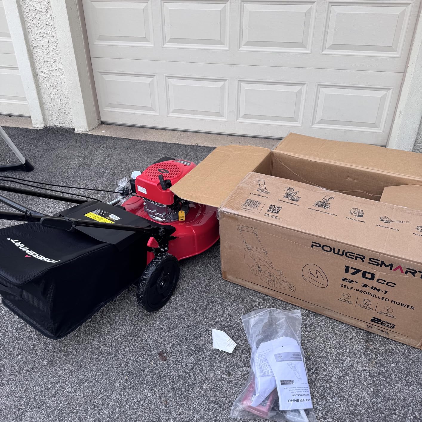 PowerSmart Self Propelled Gas Lawn Mower, 22 in. with 170cc OHV Engine, 2-in-1 Rear-Wheel Drive High Wheels, Red customer photo 2