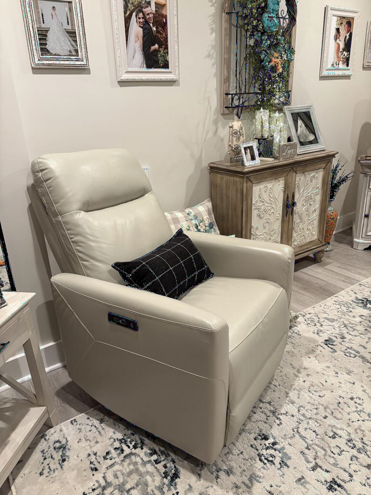 CHITA Genuine Leather Wall Hugger Power Recliner Chair for Adults, Cream | Electric Recliner for Small Spaces with Adjustable Power Headrest, USB/Type-C Charging Ports, Ideal for Living Room & RV customer photo 1