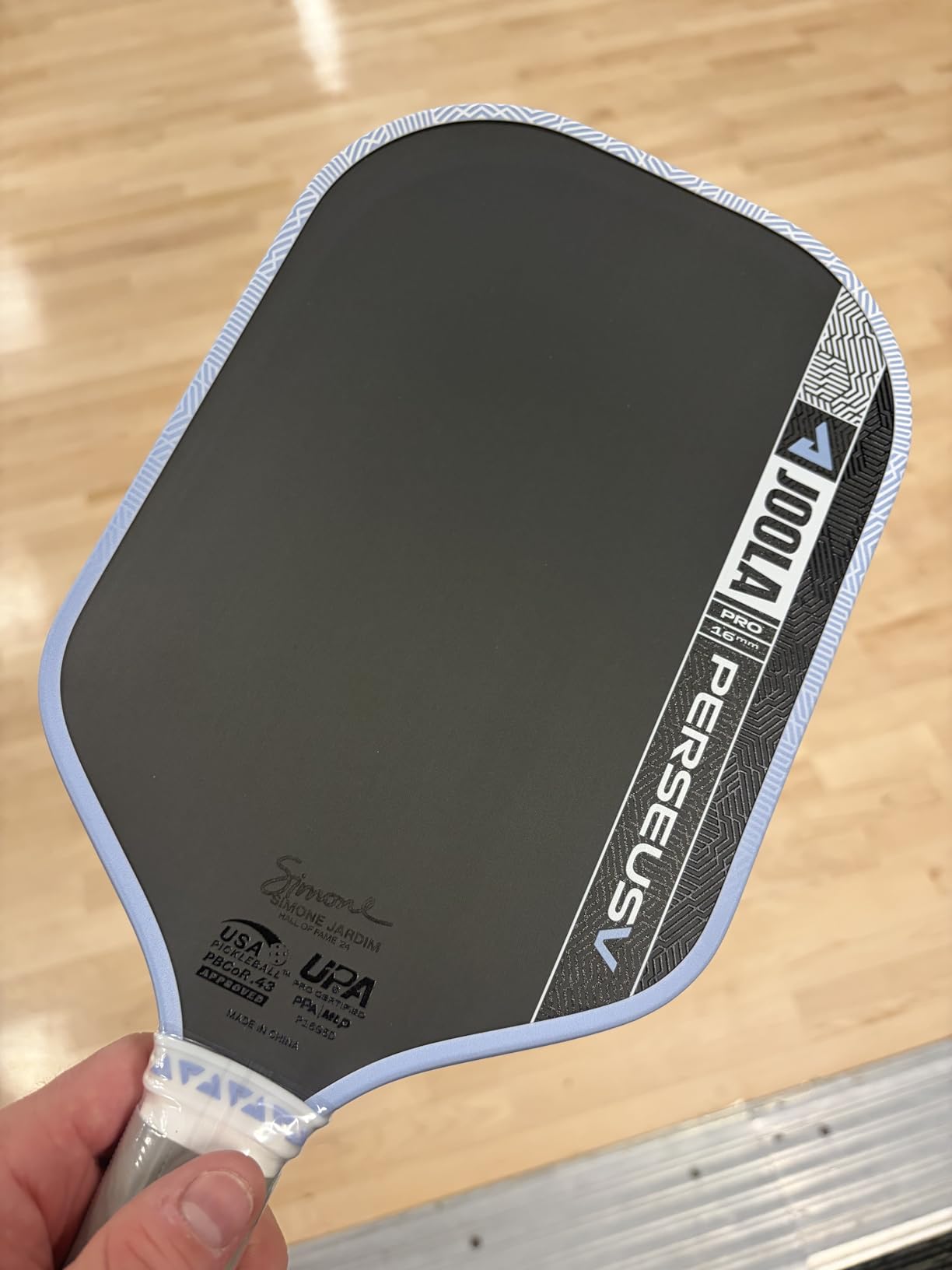 JOOLA Pro V Pickleball Paddle - 14mm/16mm - Raw Carbon Fiber Textured Surface, Enhanced Frame & Propulsion Core, USAPA & UPA-A Certified, NFC Chip Enabled, Premium Control & Lightweight Performance customer photo 2