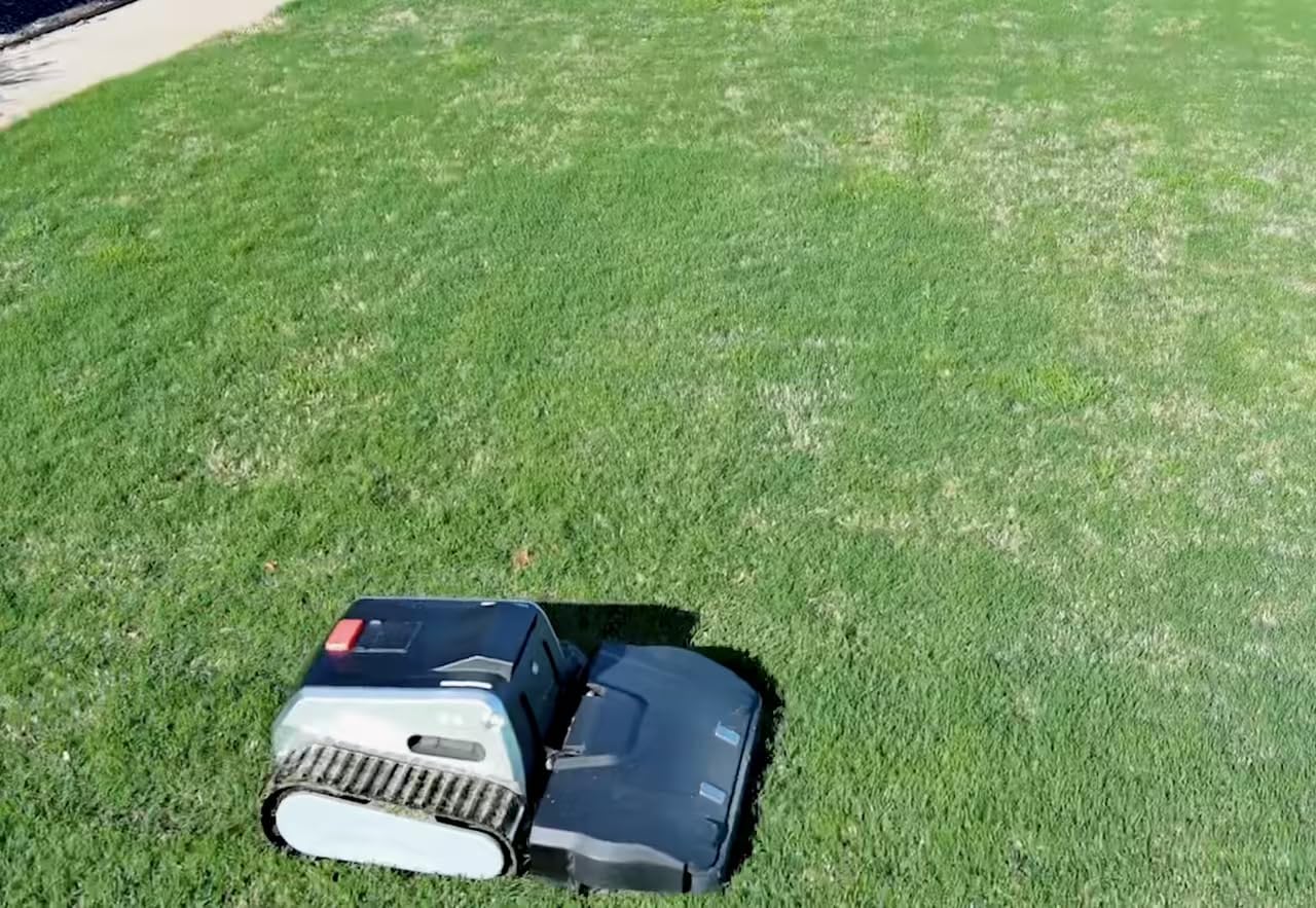 Lymow One Plus Robot Lawn Mower, Wire-Free RTK+Vision Navigation, 1.73 Acres Daily Coverage customer photo 1