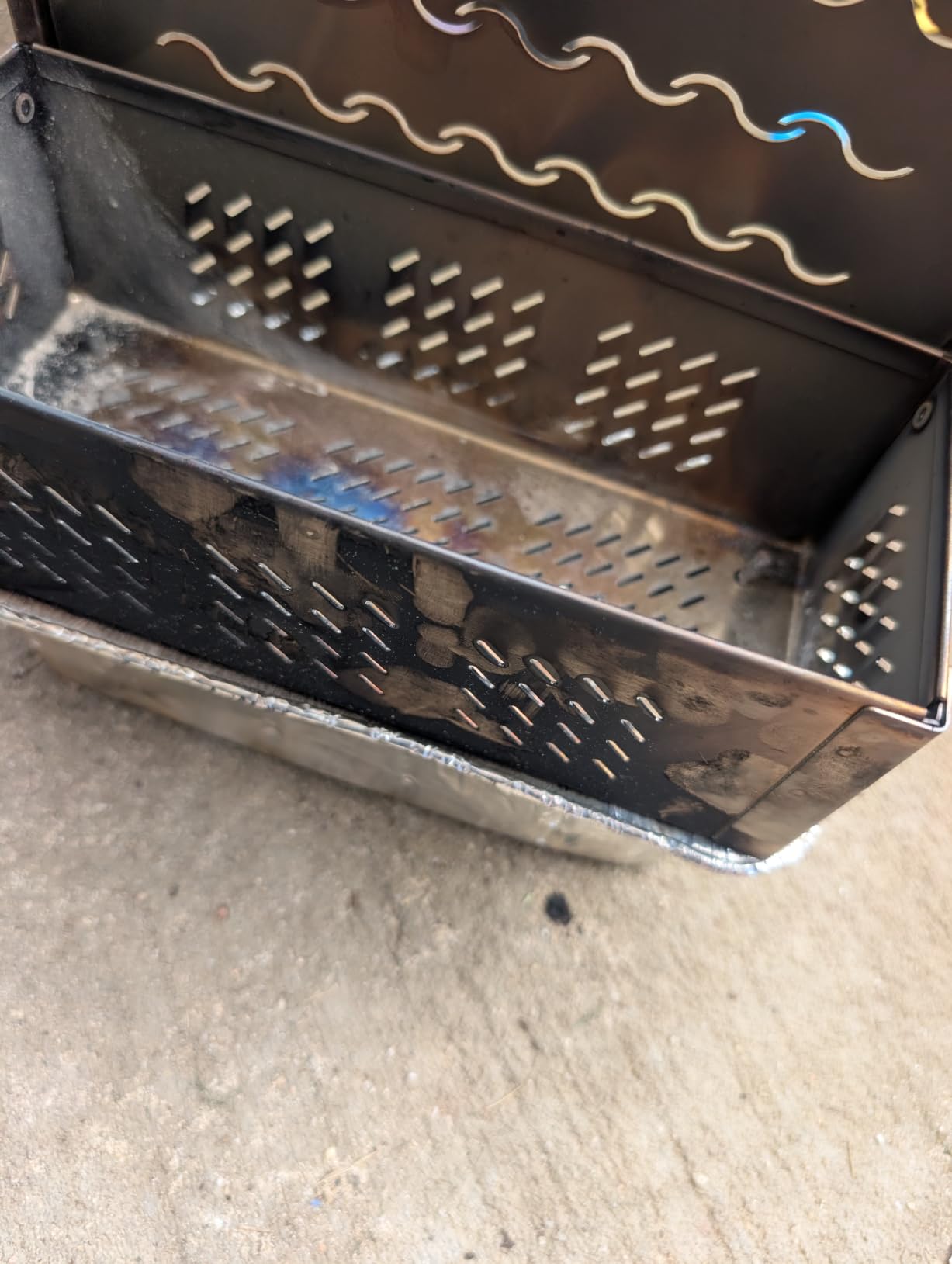 Hot & Cold Smoker Box, 304 Stainless Steel BBQ Grill Smoke Box | Smoker Box for Gas or Charcoal Grill with Hinged Lid, Infuse Smoky Barbecue Flavor into Meats customer photo 1