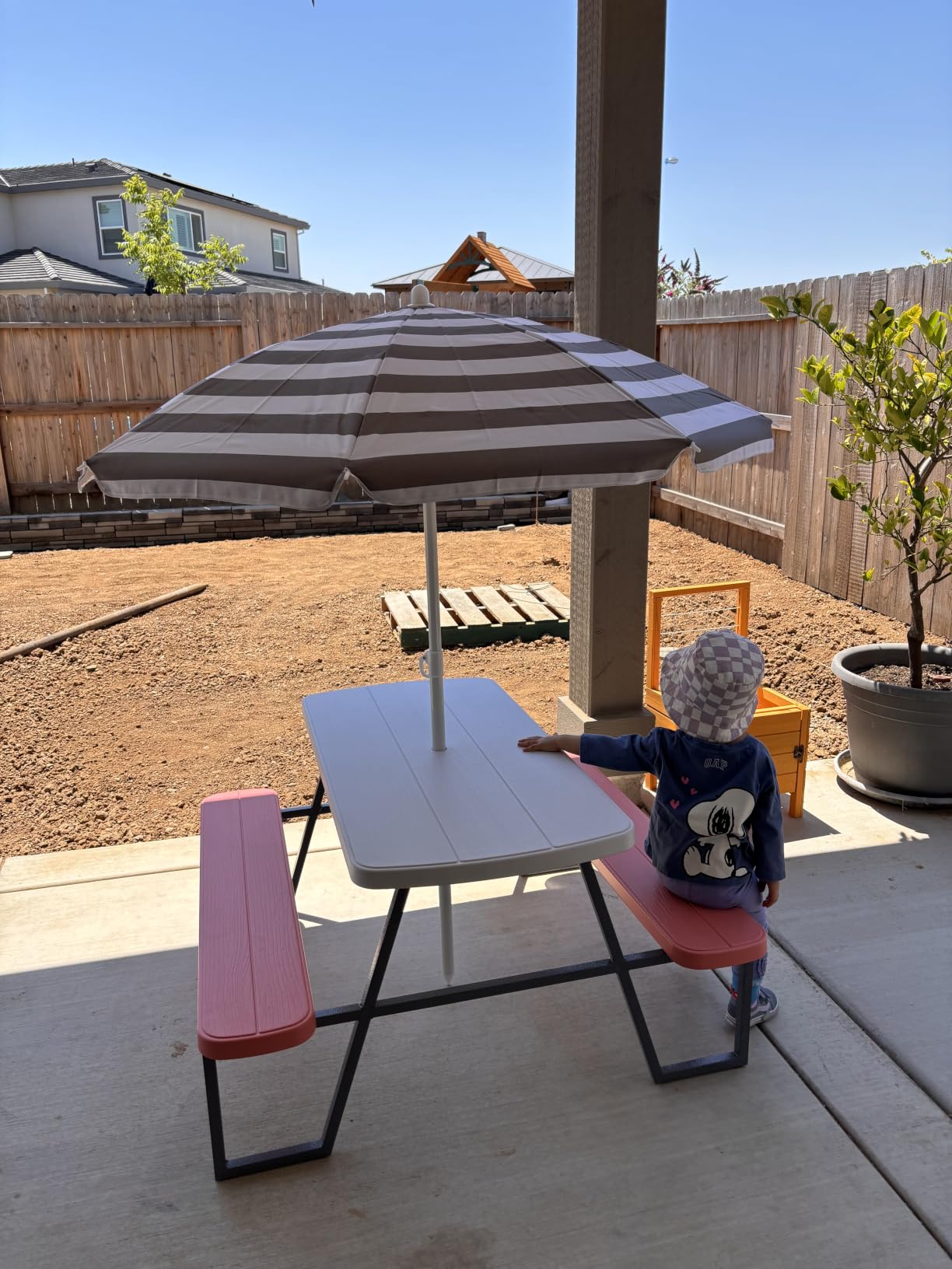 Costzon Kids Picnic Table, Toddler Outdoor Table & Bench Set with Removable Umbrella, HDPE Tabletop, Metal Frame, Fits 4 Children Age 3+ - Blue customer photo 2