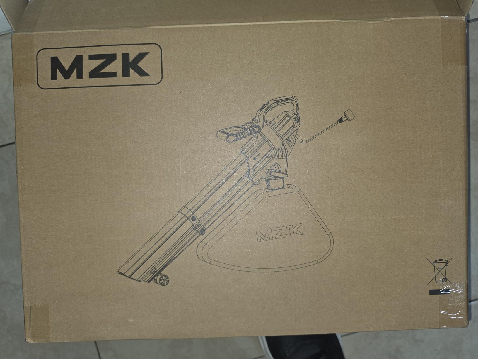MZK 3-in-1 Electric Leaf Blower Vacuum Mulcher, Corded | Blows, vacuums, and mulches leaves with 460 CFM airflow and 40L bag for gardens, yards, and walkways. customer photo 2