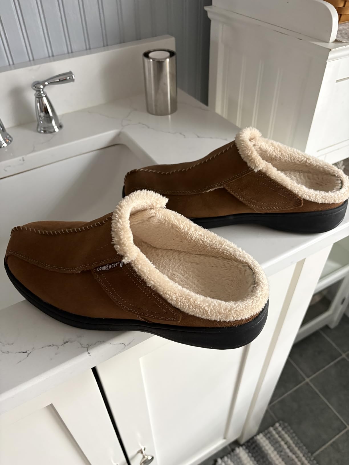 Orthofeet Asheville Orthopedic Men House Slippers customer photo 2