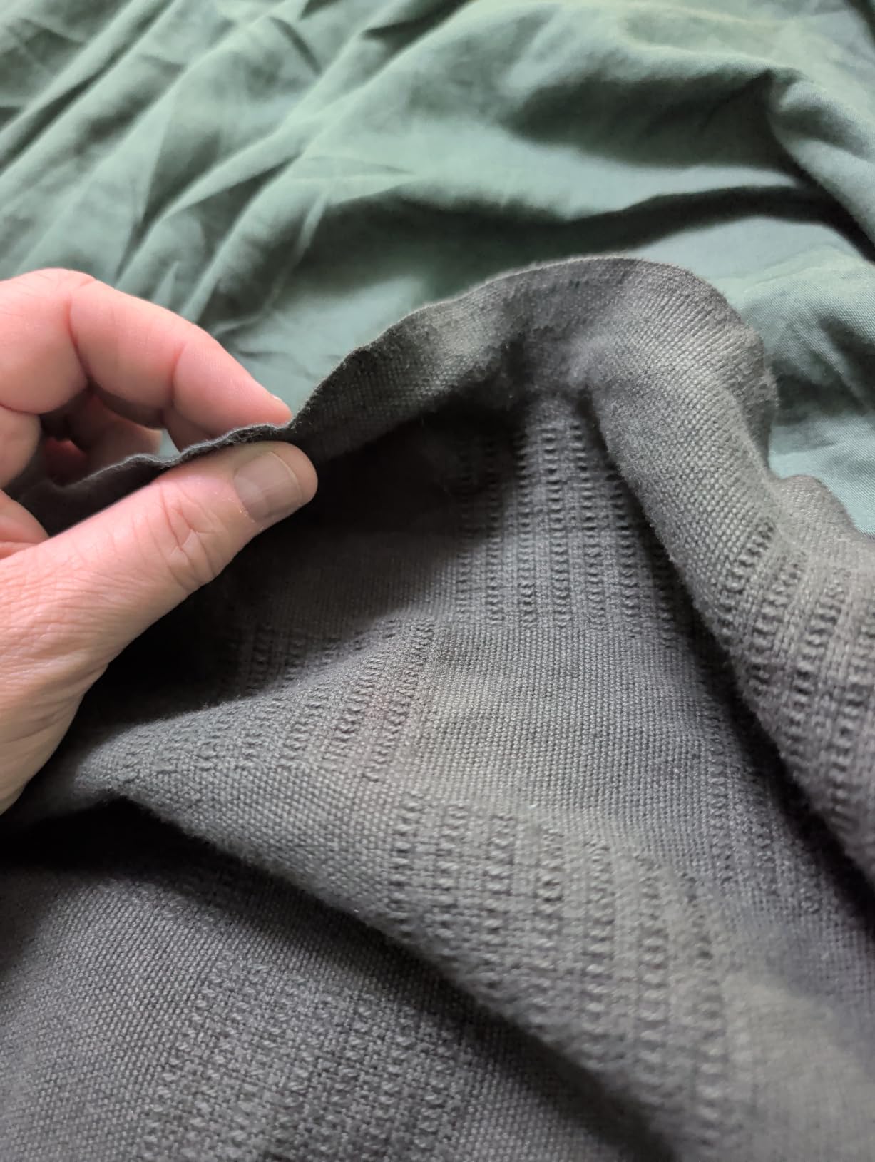 Utopia Bedding 100% Cotton Thermal Blanket Smoke Gray Queen Size Soft, Lightweight, Breathable, Cozy Spring and Summer Blankets for Bed, Home Room Decor Gifts for Women and Men (90x90 Inches) customer photo 1