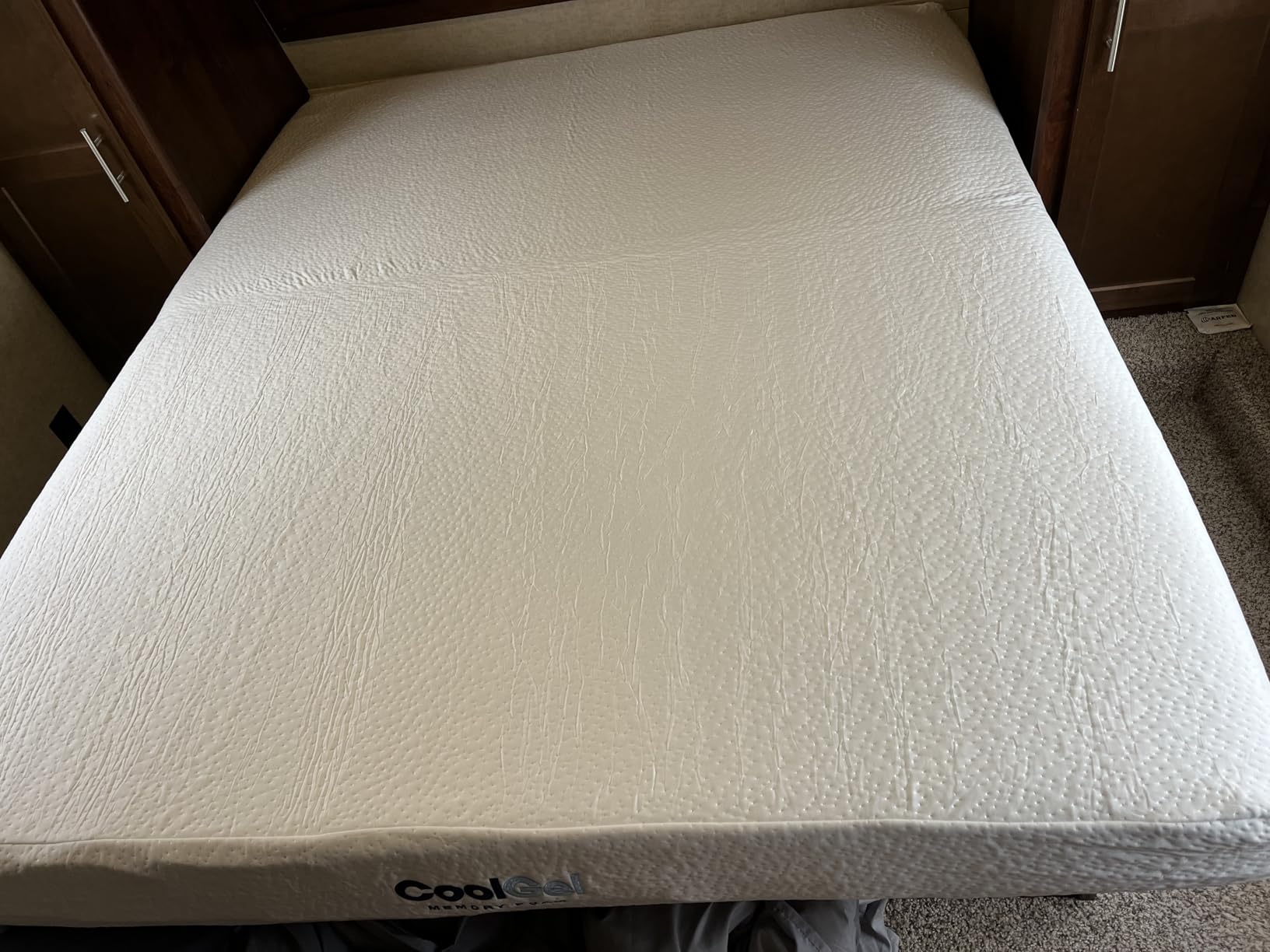 COOL GEL Memory Foam 8-Inch Mattress with Pillow, CertiPUR-US Certified, Mattress in a Box, Short Queen, White customer photo 2