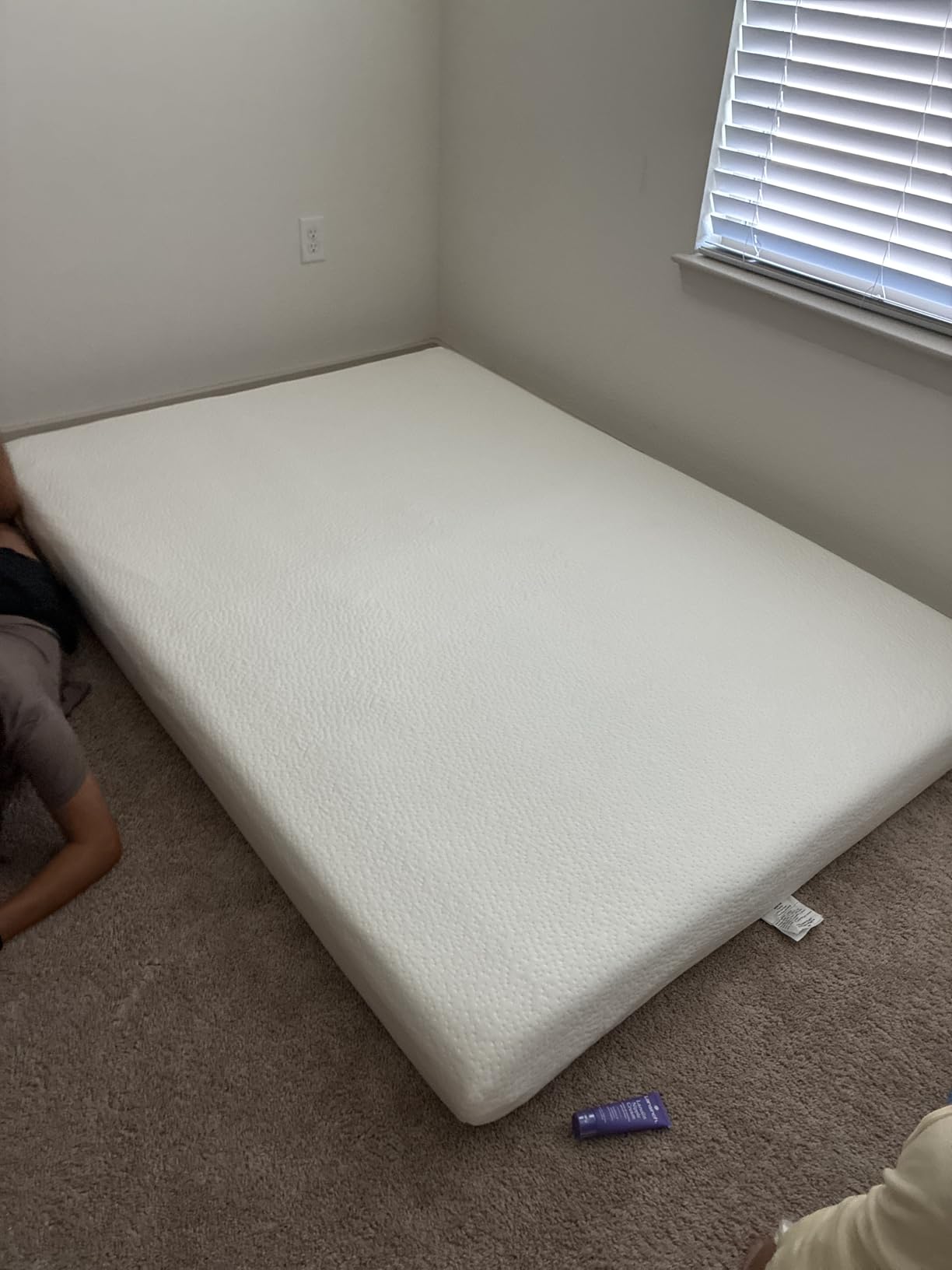 COOL GEL Memory Foam 6-Inch Mattress, CertiPUR-US Certified, Mattress in a Box, Full, White customer photo 1