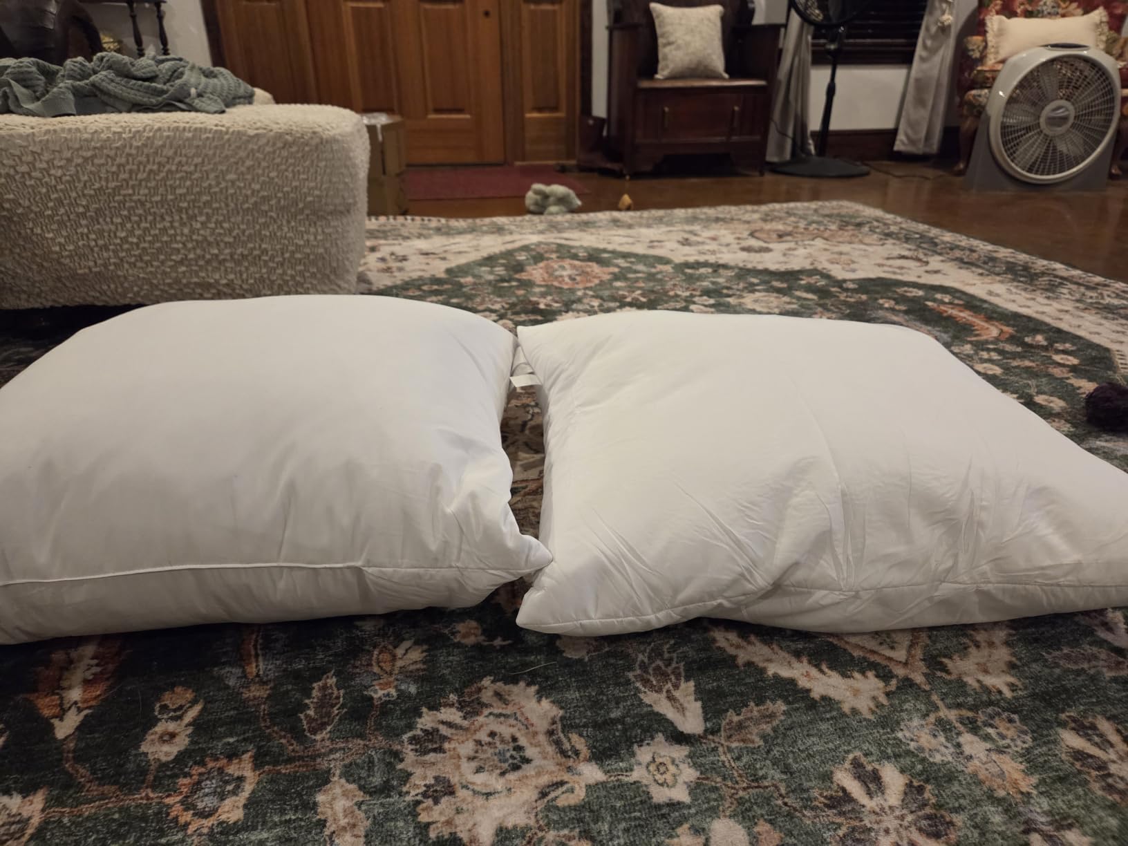 puredown Euro Pillow Inserts 26 x 26 (Pack of 2, White), Down Feather Pillow Stuffer, Premium White Pillows for Bed, Couch, and Cushion customer photo 2