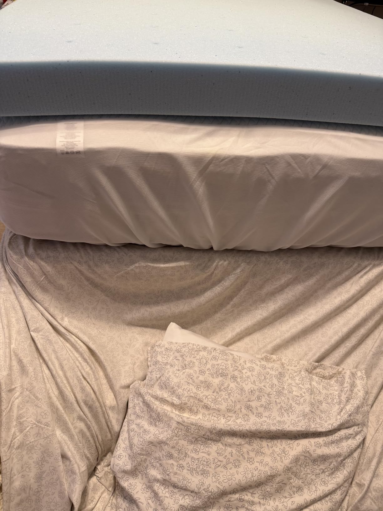 Lucid 3 Inch Memory Foam Mattress Topper, Twin XL Size - Cooling Gel Bed Topper - Preassure-Relieving Deep Plush Feel - Ventilated Breathable Design - CertiPur Certified - Dorm Room Essentials customer photo 2