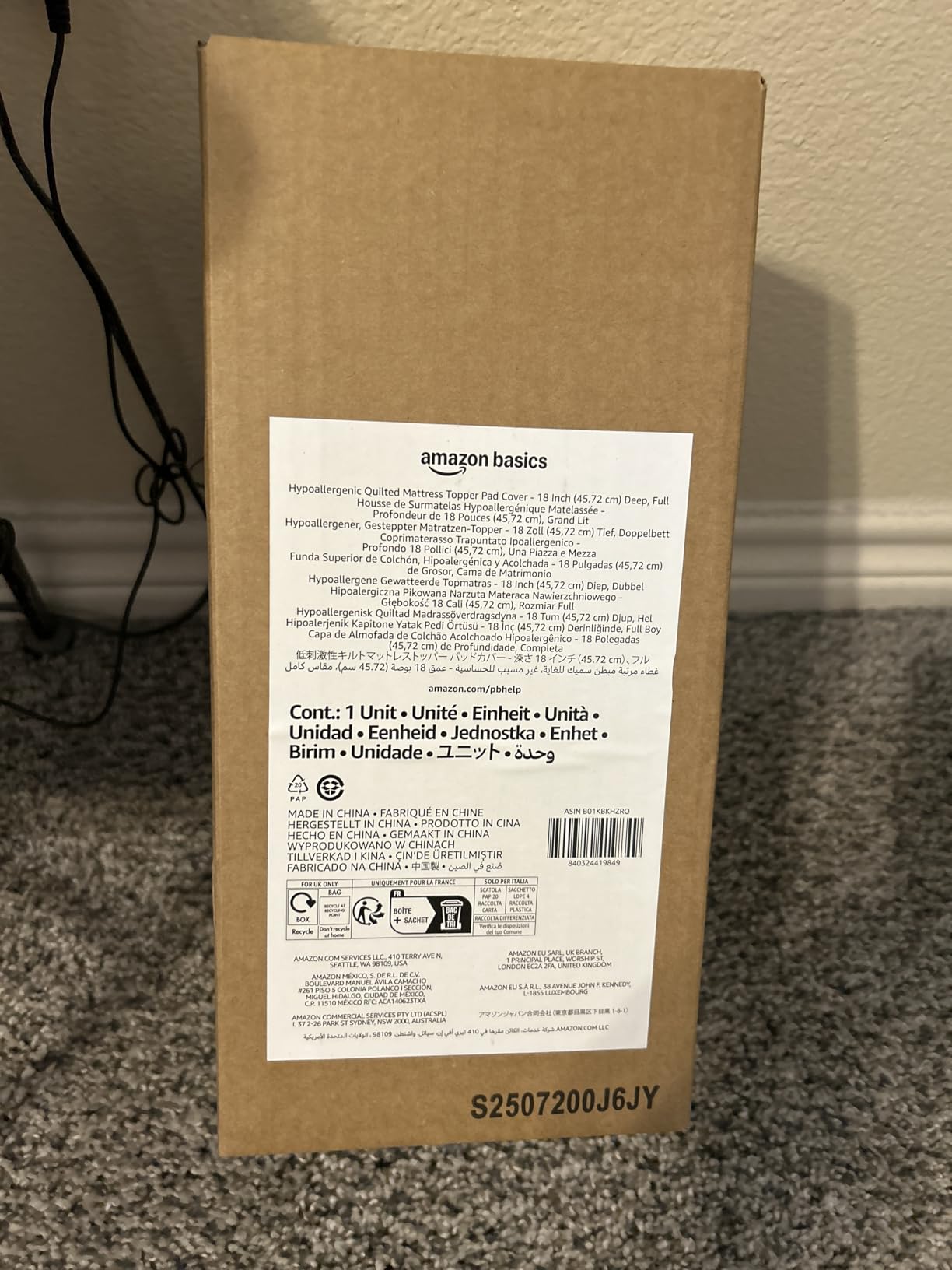 Amazon Basics Hypoallergenic Quilted Plush and Breathable Mattress Topper Pad, 18 Inches Deep, Padded, Washable, Queen, White customer photo 2