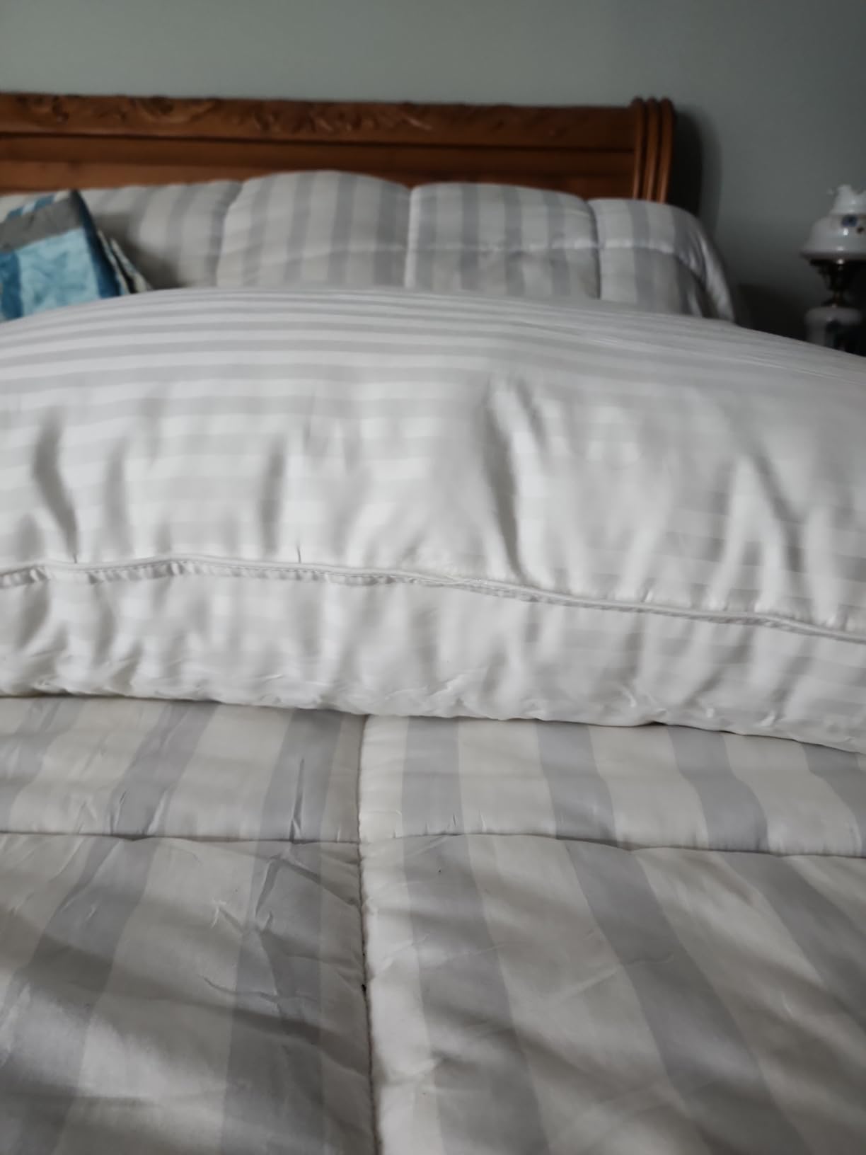 Utopia Bedding Hotel Bed Pillows for Sleeping, Pillows Queen Size Set of 2 customer photo 2
