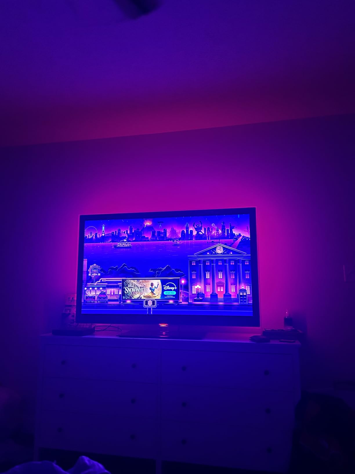 PANGTON VILLA TV LED Backlight for 40-60 Inch TV, 8.2ft LED Lights customer photo 2