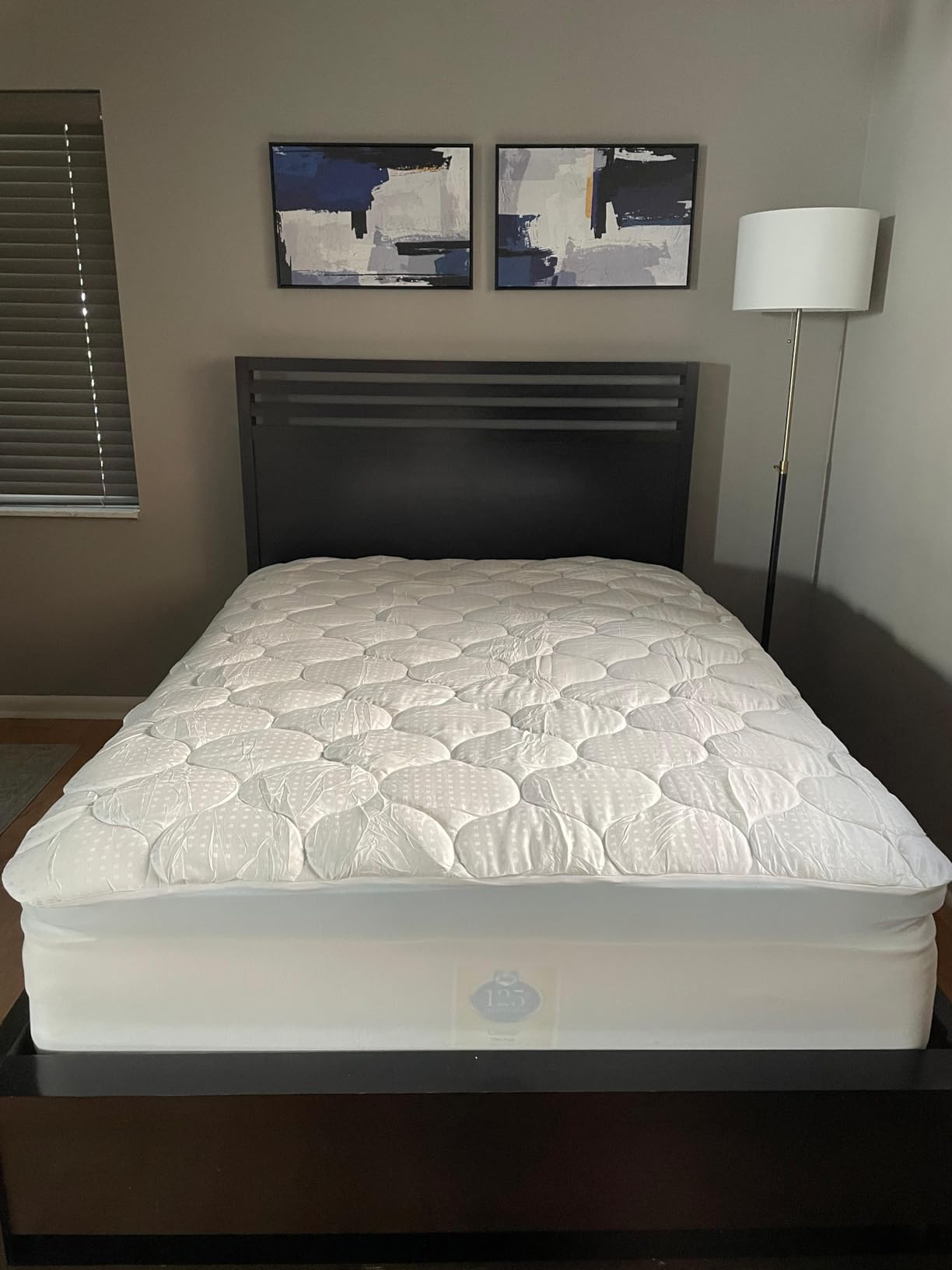 LEISURE TOWN Cotton Queen Mattress Pad Fitted Quilted Mattress Cover,White customer photo 1