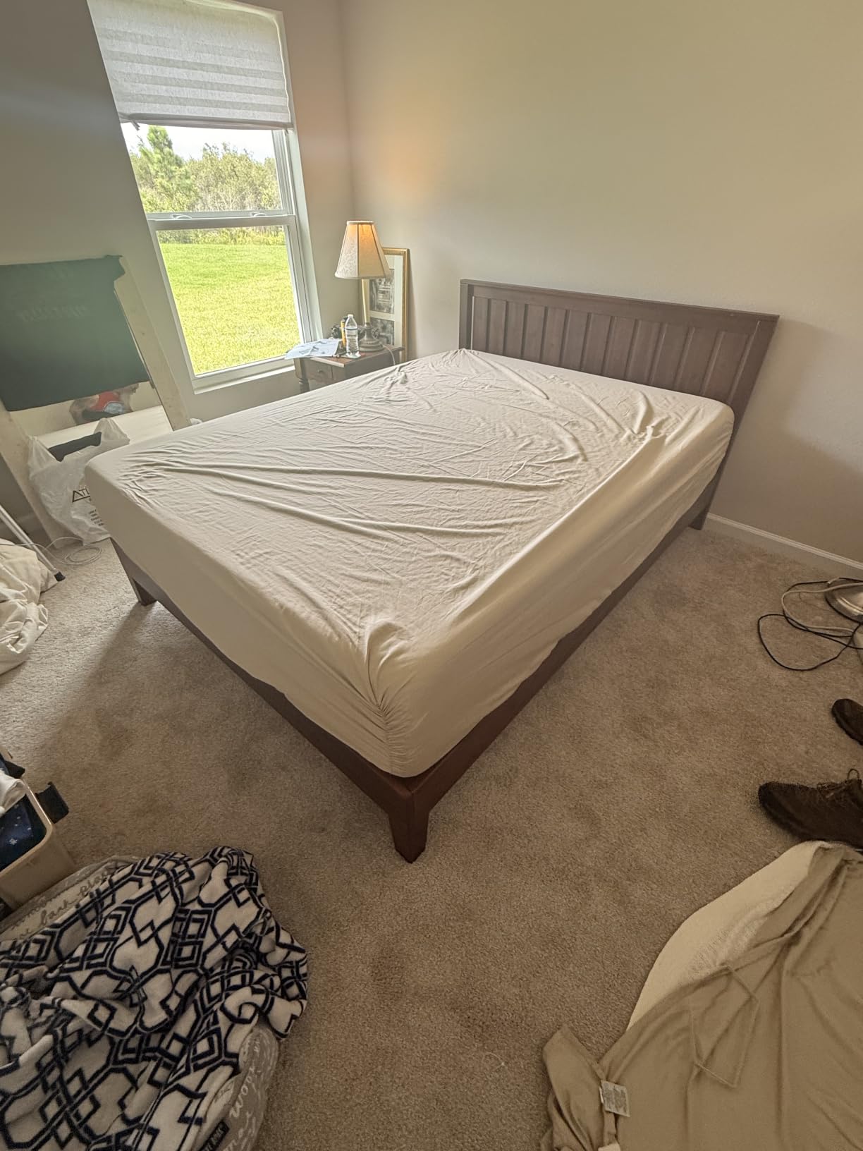 Zinus Alexis Deluxe Wood Platform Bed Frame with Headboard, Queen customer photo 1