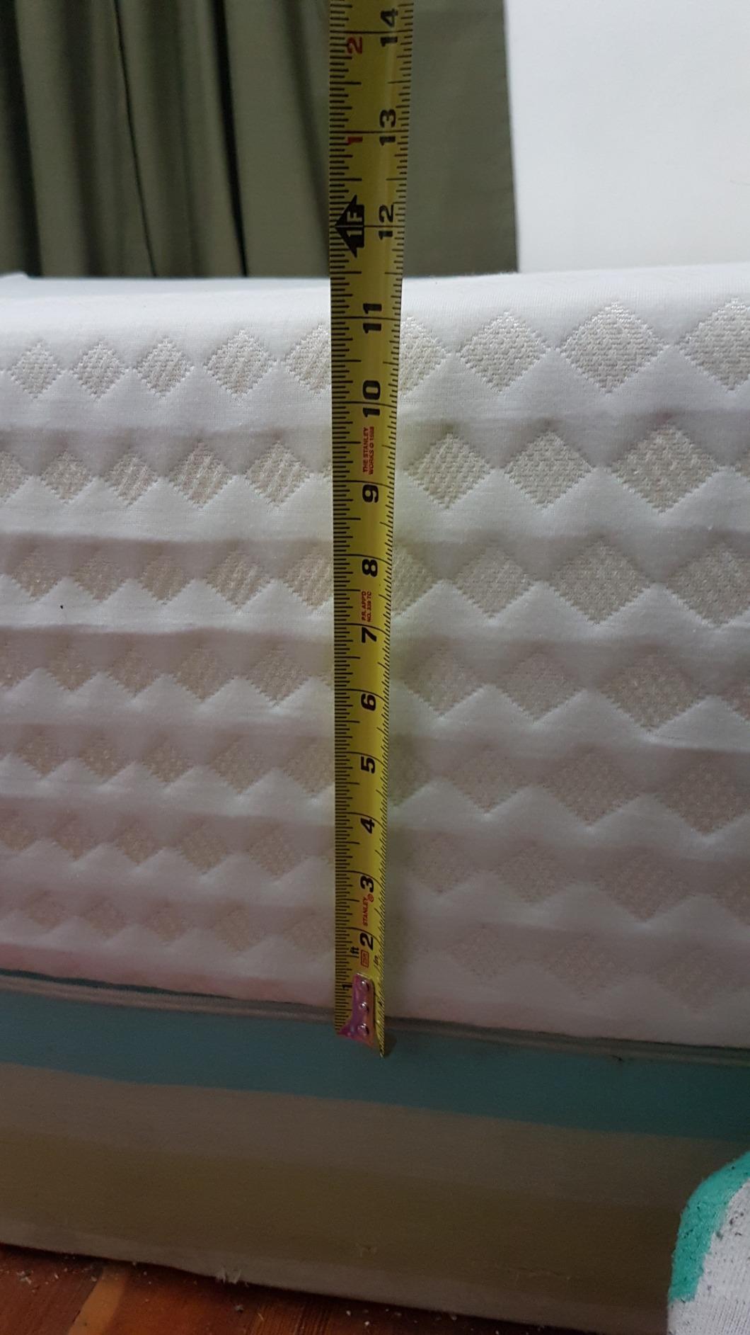 Signature Design by Ashley 12 Inch Memory Foam Queen Mattress in a Box customer photo 2