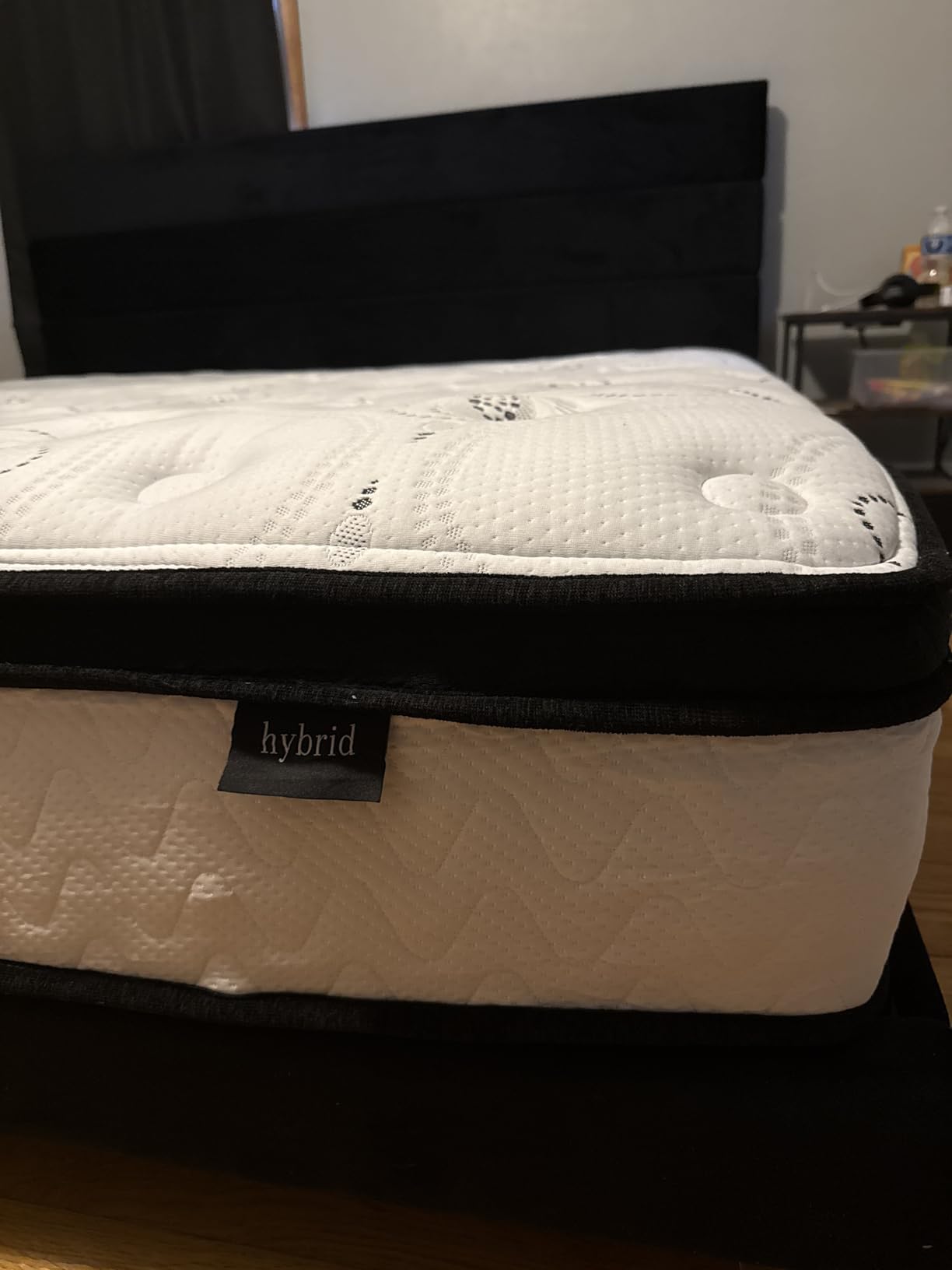Signature Design by Ashley Chime 10 Inch Twin Hybrid Mattress in a Box customer photo 2