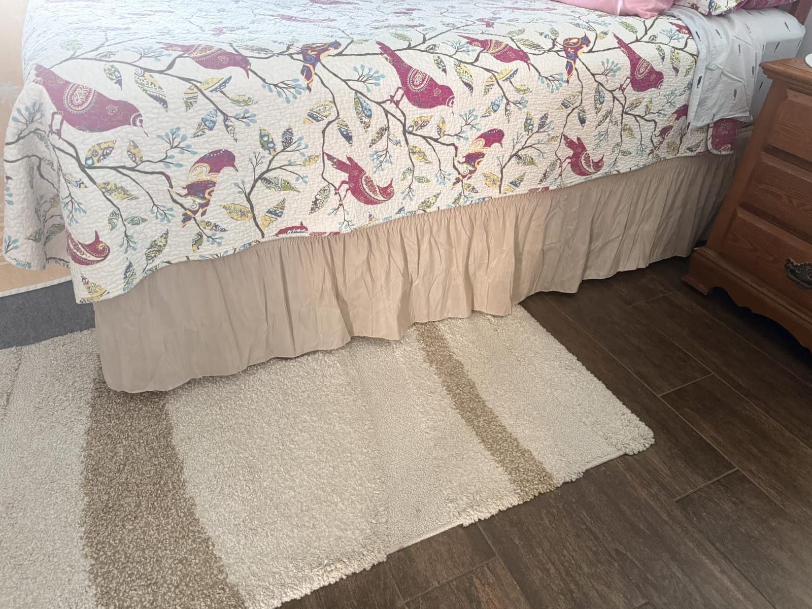 Wrap Around Bed Skirt King Size 15 Inch Drop-Elastic Dust Ruffle White customer photo 1