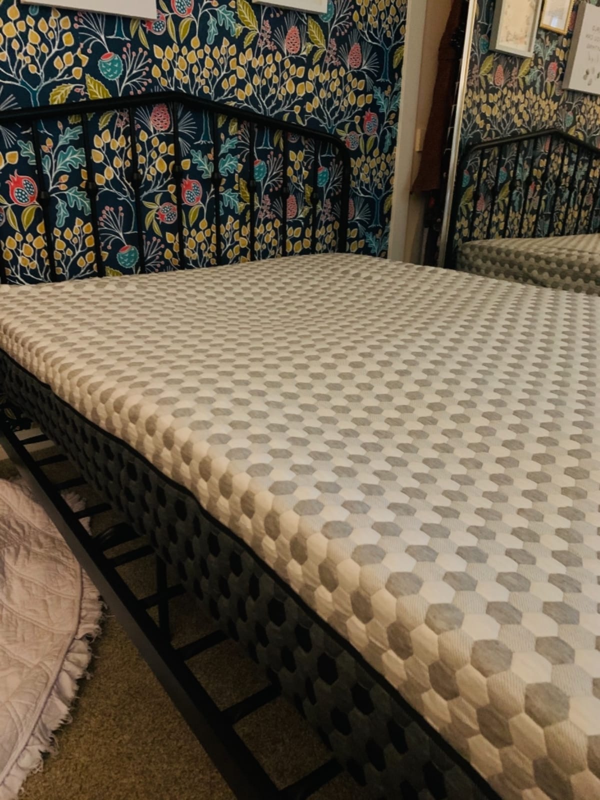 Layla 10” Copper Infused Memory Foam Mattress, Cooler and More Comfortable Sleeping, Flippable One Side Soft - Other Side Medium Firm, 2 Free Memory Foam Pillows (King) 120 Night Trial Period. customer photo 2