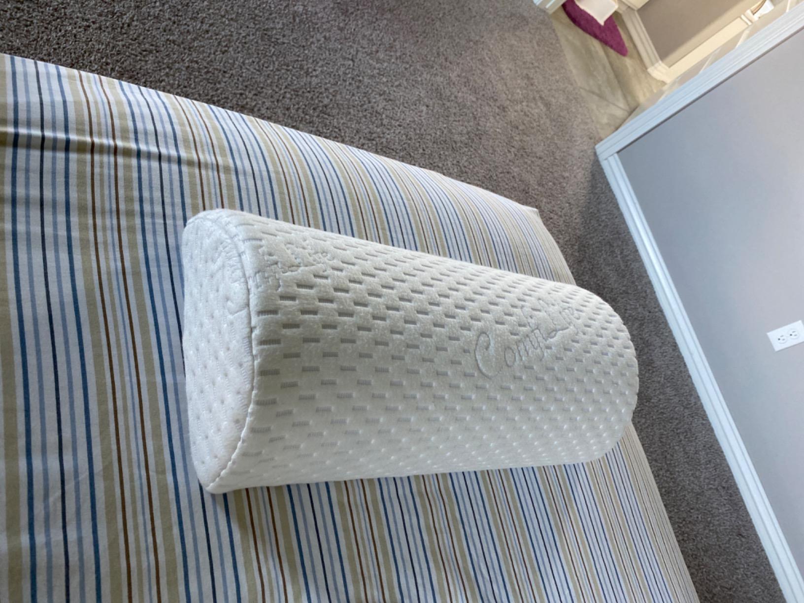 ComfiLife Knee Pillow for Back Sleeping - 100% Memory Foam Bolster Pillow for Legs - Under Knee Pillow for Sleeping on Back - Leg & Hip Pain Relief for Side Sleepers - Half Moon Pillow customer photo 2