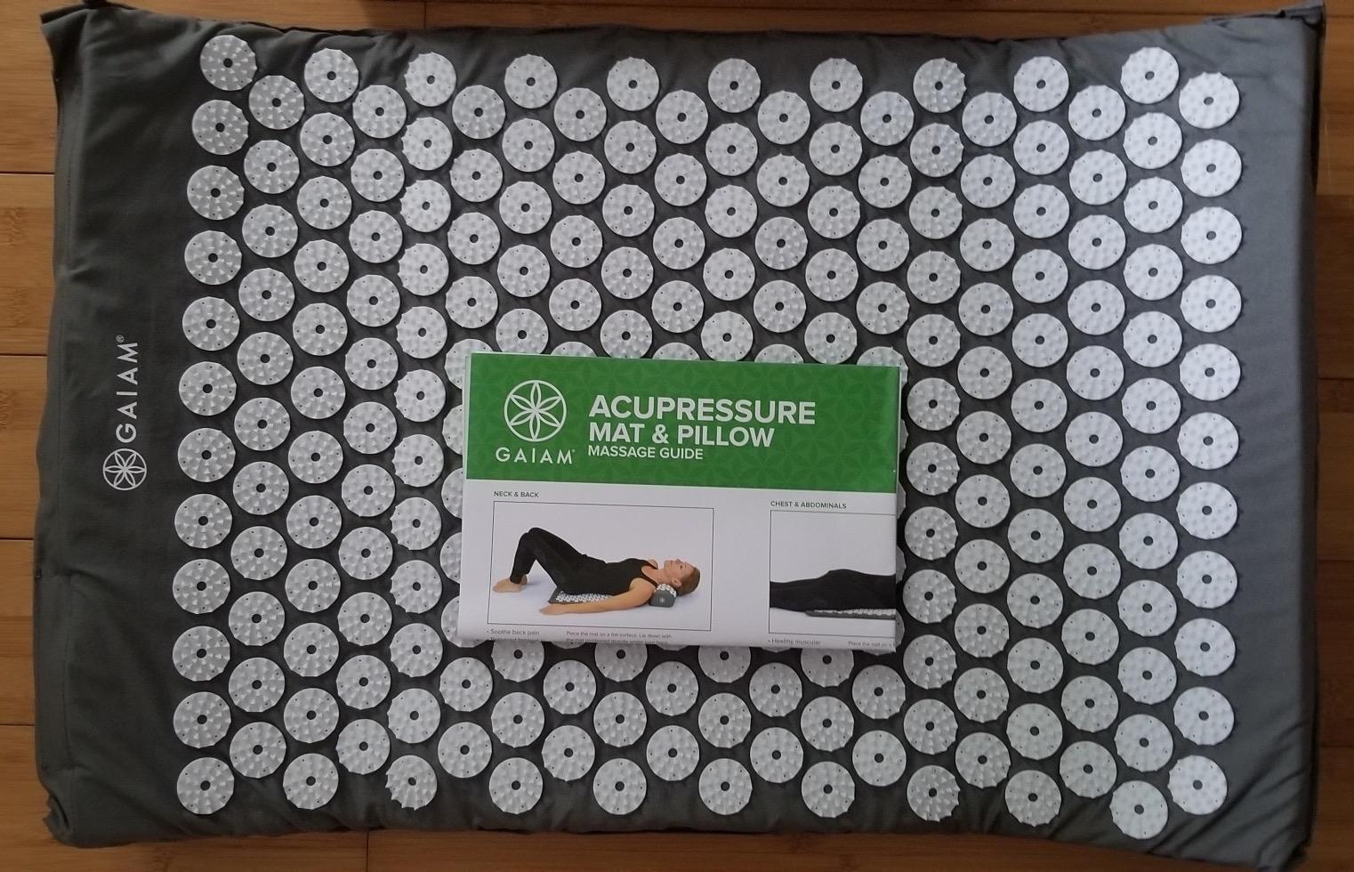 Gaiam Acupressure Mat & Pillow Set, Neck, Shoulder & Back customer photo 1
