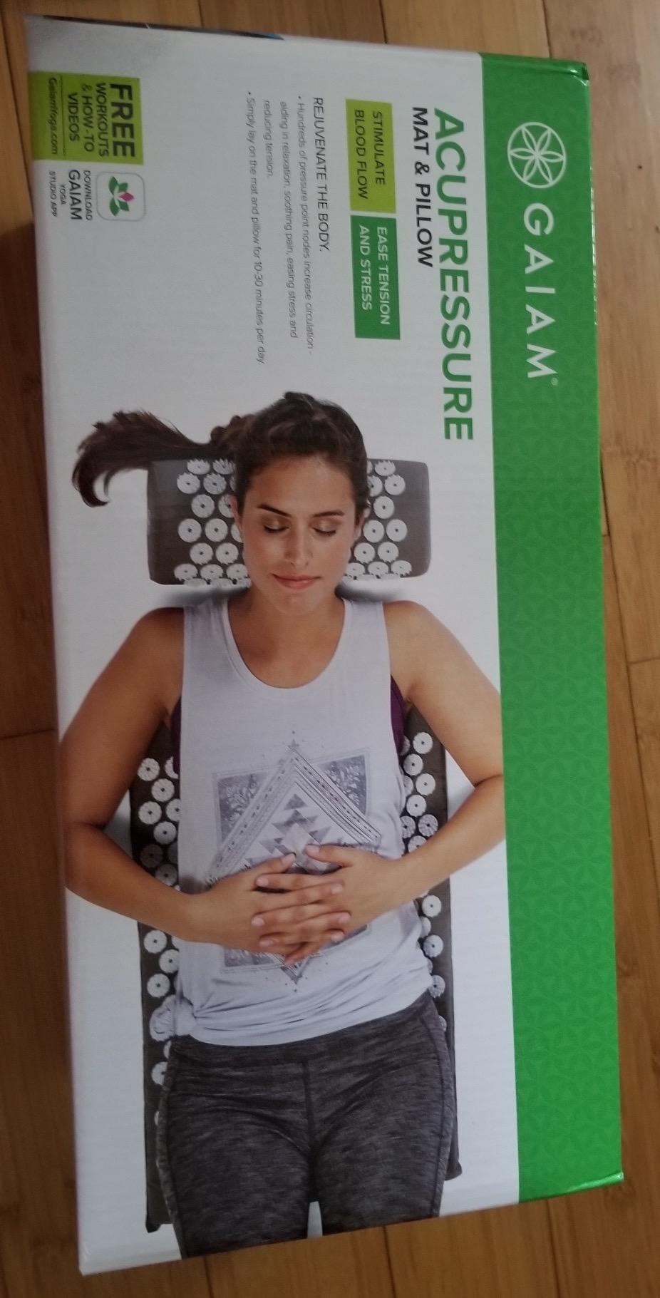 Gaiam Acupressure Mat & Pillow Set, Neck, Shoulder & Back customer photo 2