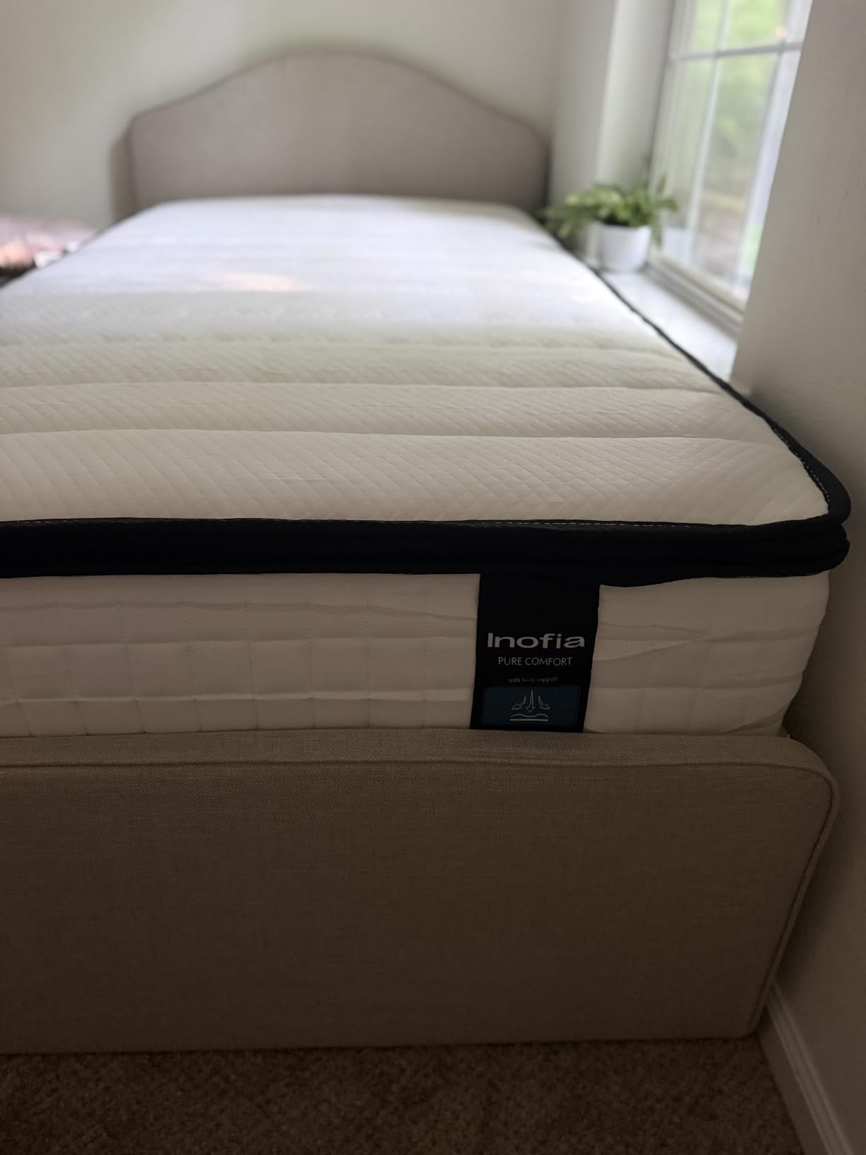 Inofia Queen Mattress,12 Inch Hybrid Innerspring Cool Bed with Pocket Coils customer photo 2