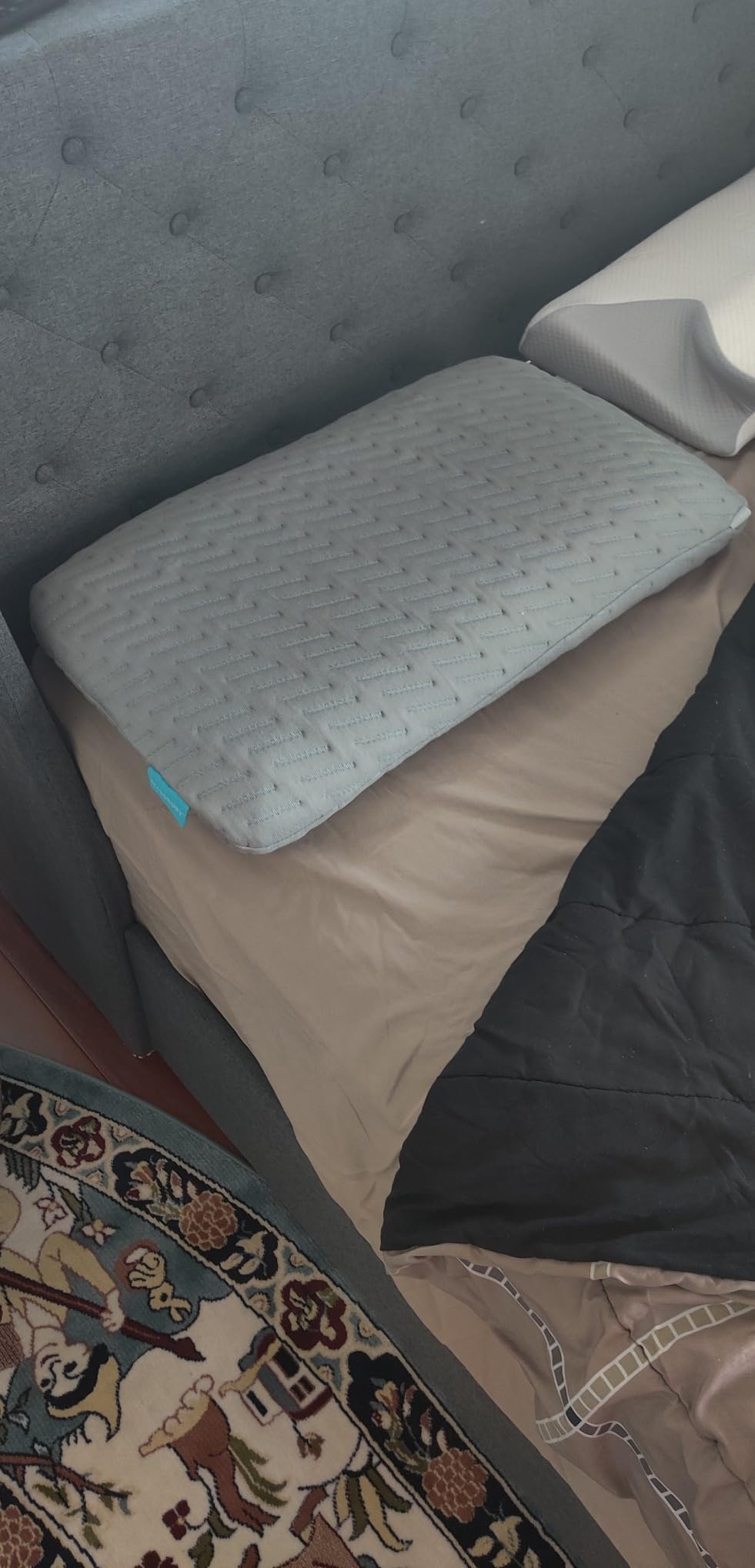 BLISSBURY Stomach Sleeper Pillow, Thin Flat Memory Foam Pillow, 2.6 Inch customer photo 1