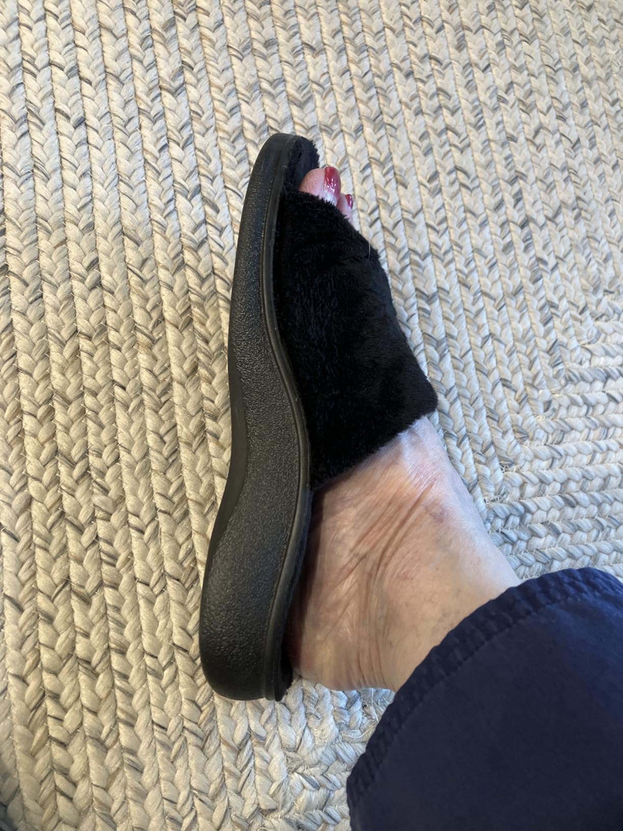 SOLLBEAM Women's Plantar Fasciitis Fuzzy House Orthopedic Adjustable Slippers With Arch Support Orthotic Heel Cup Sandals For Ladies customer photo 1