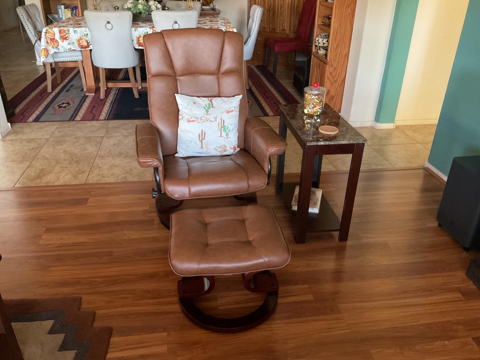 MCombo Manual Swivel Recliner with Ottoman, Faux Leather 9019 customer photo 1