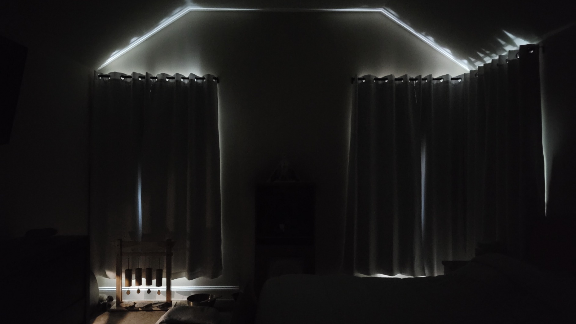 NICETOWN Sound Barrier 100% Blackout Divider Curtains 84