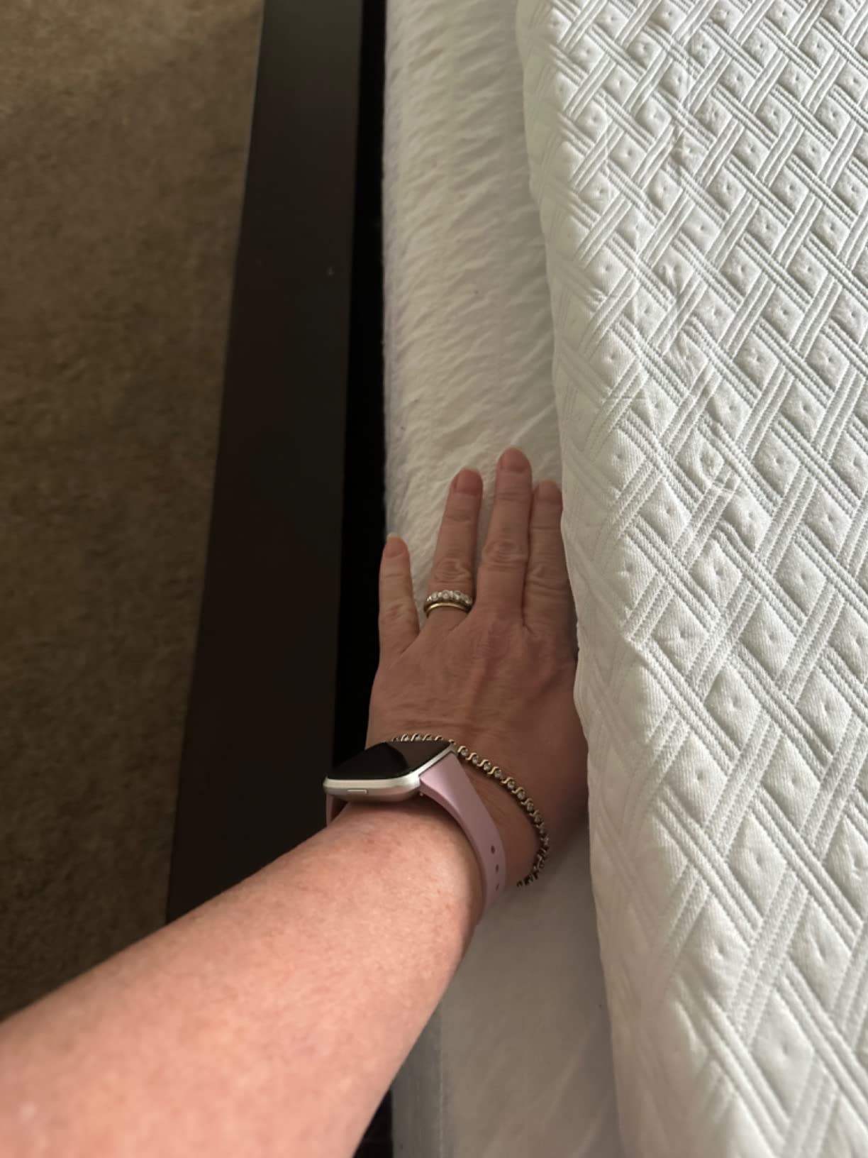 EDILLY 3 Inch Cooling Gel Memory Foam Mattress Topper Queen Size customer photo 2