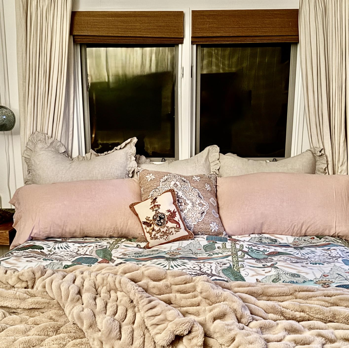 Simple&Opulence 100% Linen Duvet Cover Set, 3 PCS Natural French Flax Ruffle Duvet Cover Queen Size, Breathable Comfy Linen Bedding Comforter Cover with 2 Pillowcases (Natural Linen, 88