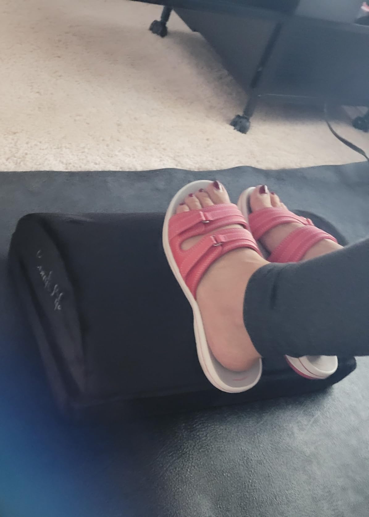 ComfiLife Foot Rest for Under Desk at Work – Adjustable Height Memory Foam Foot Stool for Under Desk, Office Chair & Gaming Chair – Ergonomic Footrest for Back & Hip Pain Relief (Black) customer photo 2
