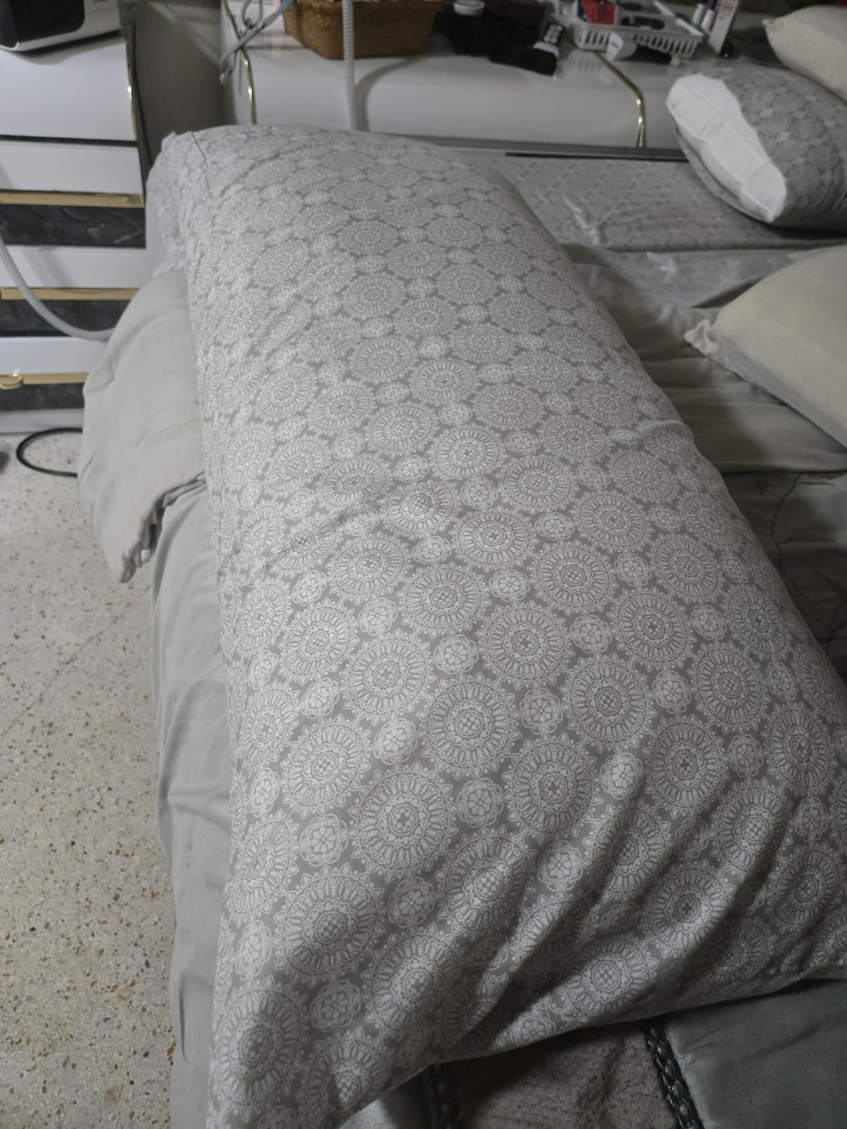 Utopia Bedding Gusset Bed Pillow, Hotel Pillows Queen Size Set of 2, White | Cotton Blended Down alternative pillows for sleeping, soft fluffy cooling comfort for Back, side & stomach sleepers, 2 pack customer photo 1