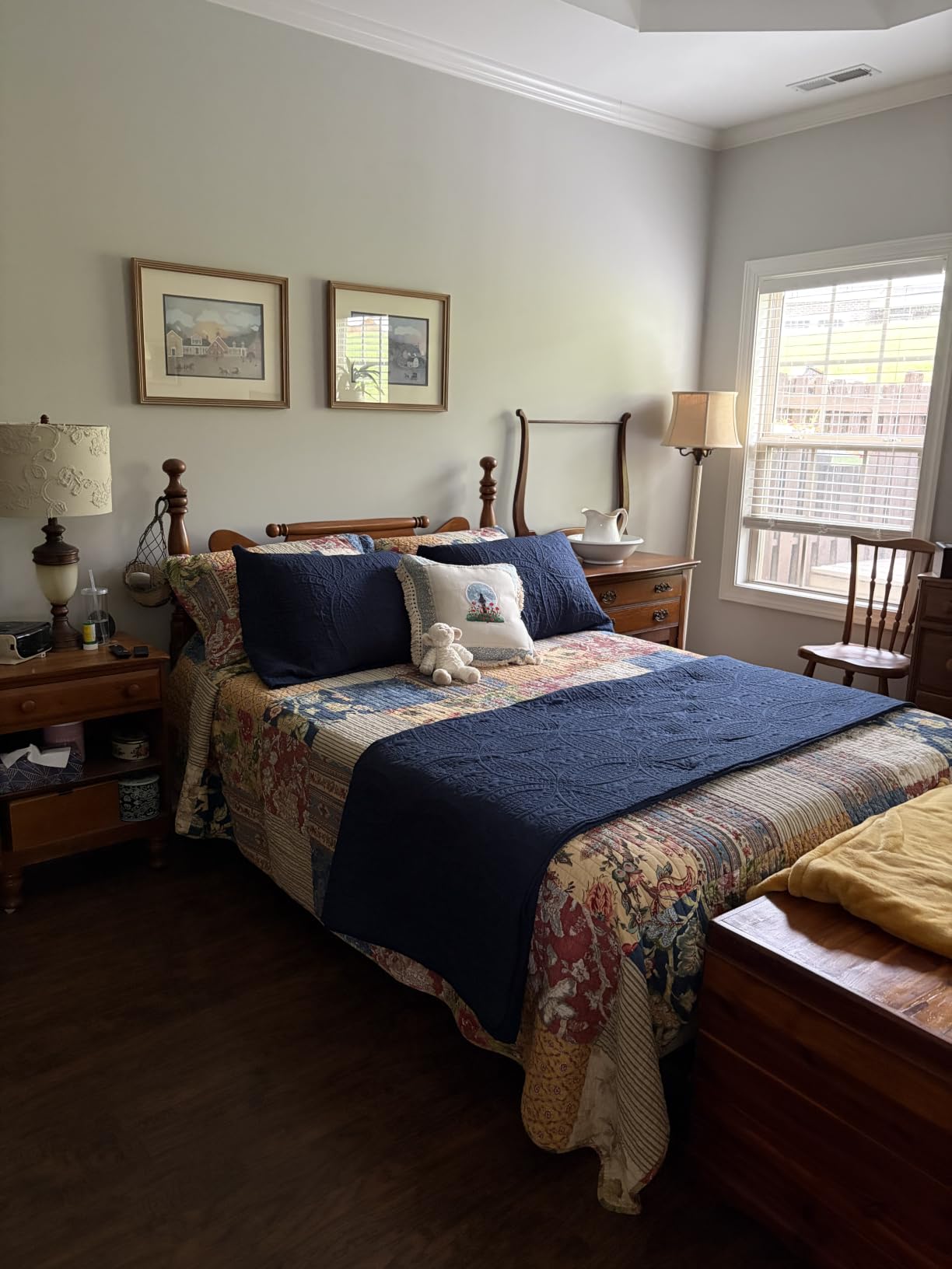Love's cabin King Size Quilt Set Blue Bedspreads - Soft Bed Summer Lightweight Bedspread Comforter - Modern Style Coin Pattern Coverlet for All Season - 3 Pieces (1 Quilt, 2 Pillow Shams) customer photo 1