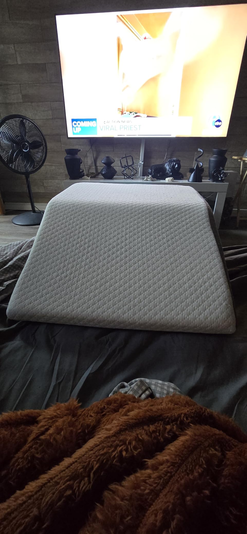 Kolbs Leg Elevation Pillow for After Surgery | Flat Top Bed Wedge Bolster Pillow for Legs | Foot, Knee, Ankle Elevation Post Surgery (Flat Top 7