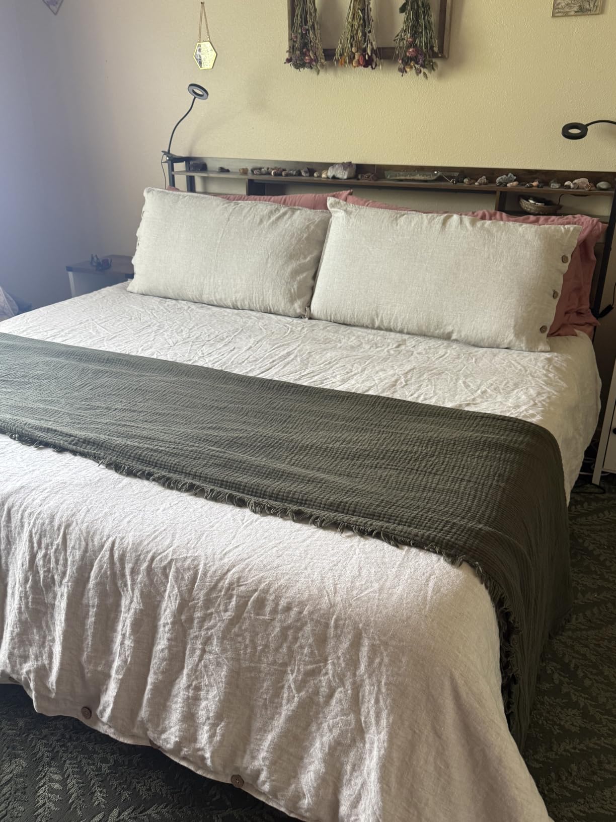 EVERLY 100% Pure Linen Duvet Cover Set Queen Size90X90Inch 3pcs (1 Duvet Cover,2 Pillowcases) Soft and Breathable for All Season with Coconut Button Closure, Suitable for Hot Sleepers-Dark Grey-Queen customer photo 2