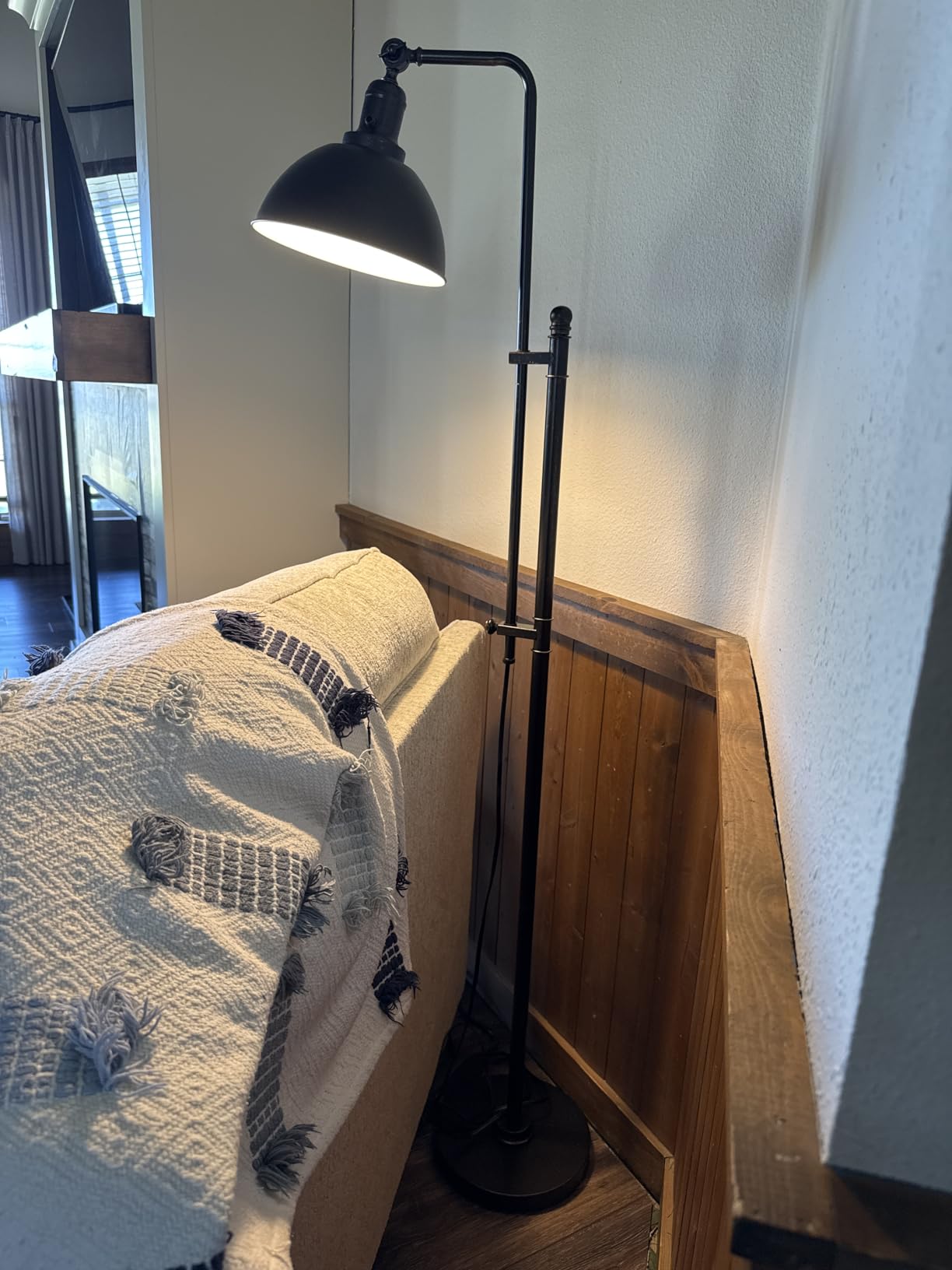 PARTPHONER Industrial Floor Lamp Adjustable, Rustic Farmhouse Reading Lamp in Aged Black Finish, Modern Standing Lamp with Remote Control Metal Shade for Living Room Bedroom Study Room Office Hotel customer photo 2