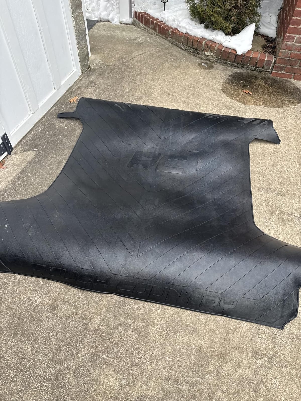 Rough Country Truck Bed Mat for Chevy Silverado & GMC Sierra 1500 (2019-2026) – Fits 5'10