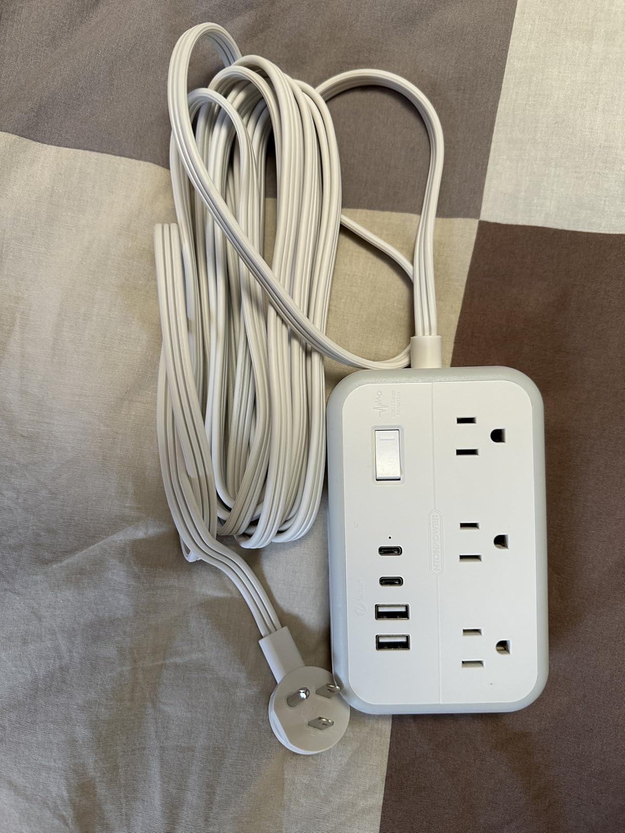 Extension Cord 15 ft, Power Strip with 6 Outlets 4 USB Charger(2 USB C Port), Flat Plug Outlet Extender Long Cord, Protection for Indoor, Home, Office Supplies, Dorm Room Essentials customer photo 1