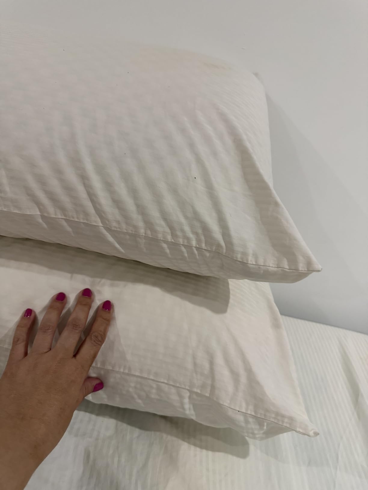 OSBED Shredded Memory Foam Pillows Queen Size Set of 2 customer photo 2