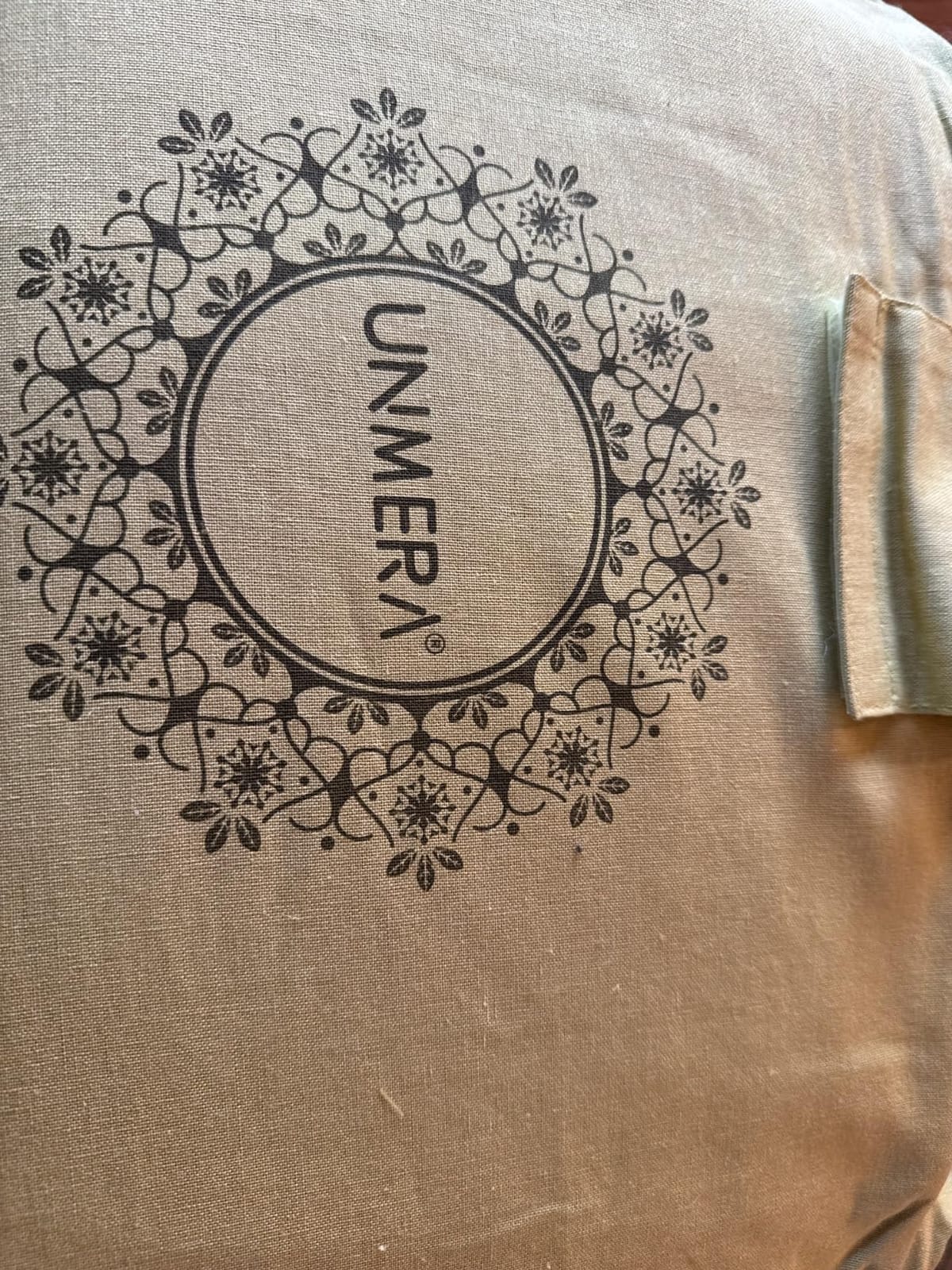UNMERA Acupressure Mat and Pillow Set,Natural Linen & Coconut Fiber Filling customer photo 1