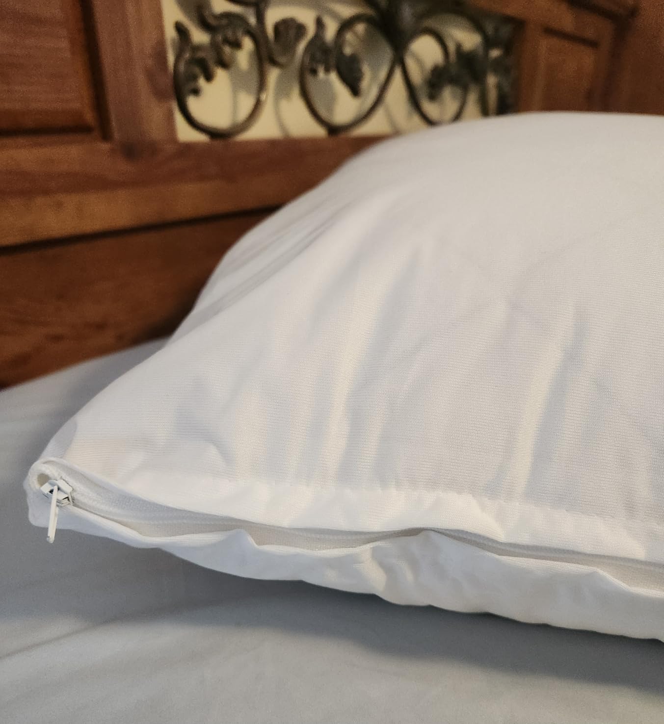 Set of 4 Pillow Protectors with Zipper Standard Size, Pillow Covers customer photo 2