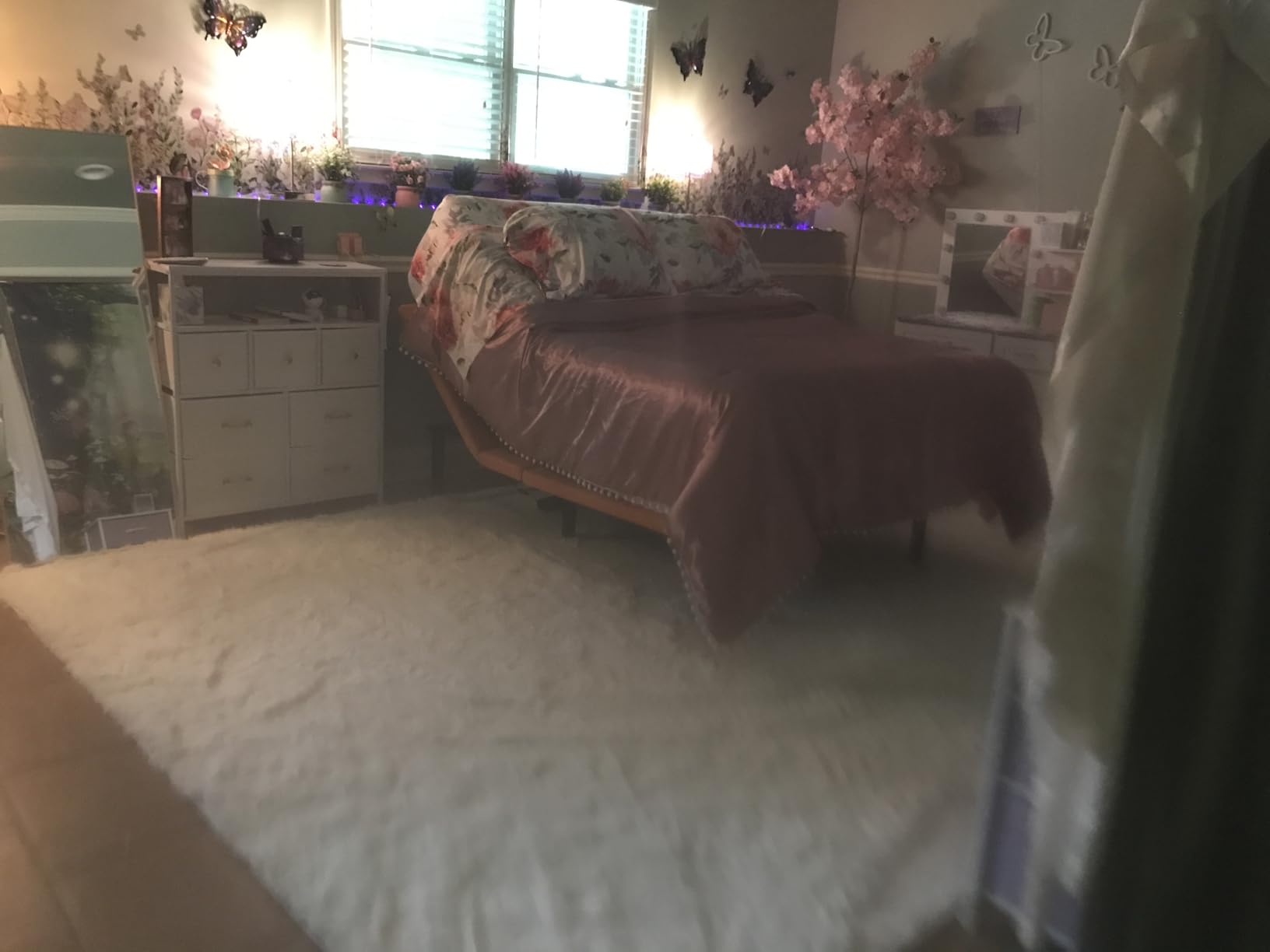 Split King Adjustable Bed Frame with Mattress - 14” Luxury Hybrid Mattress customer photo 1