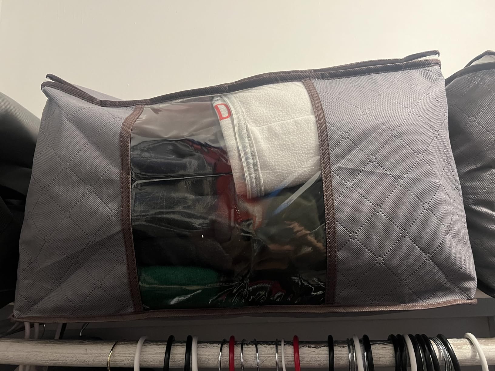 Lifewit 6 Pack Clothes Storage Bins with Lids, Foldable Blanket Storage Bags with Zippers, Clear Window and Reinforced Handles, Closet and Organization for Clothing, Sweater, Comforter, Bedding customer photo 1